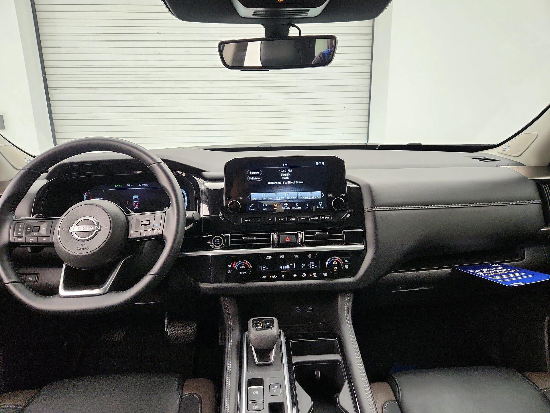 Thumbnail: 2024 Nissan Pathfinder - 9