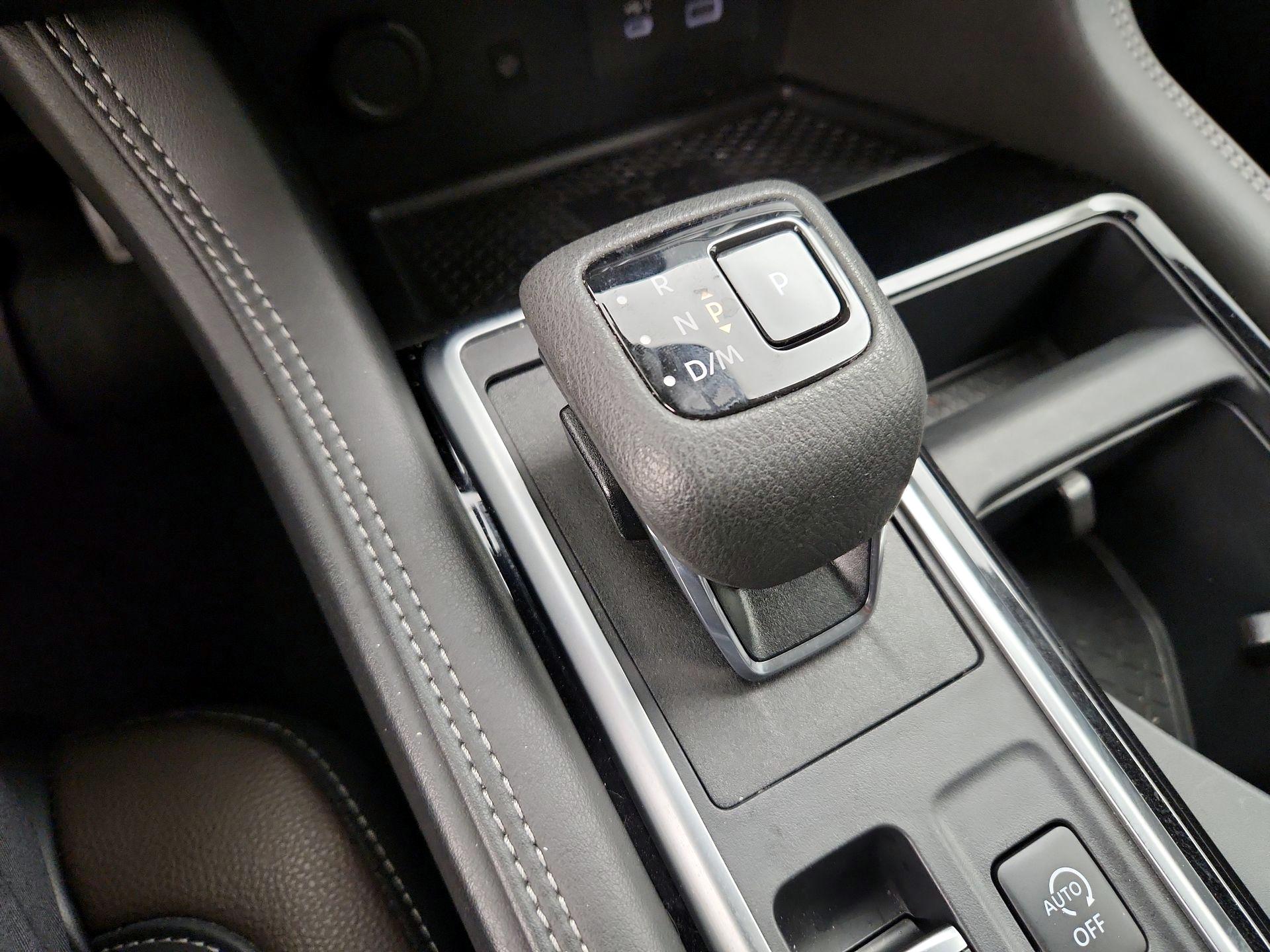 Thumbnail: 2024 Nissan Pathfinder - 17