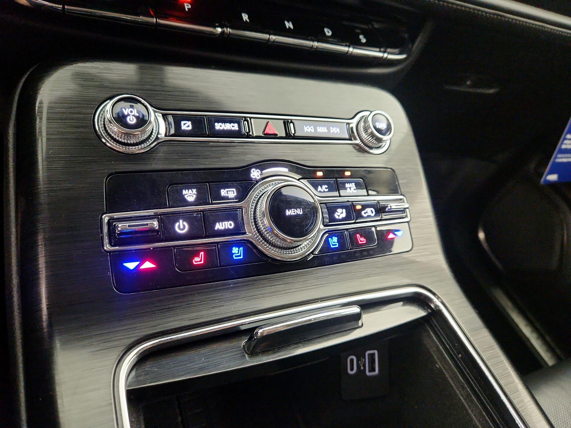 Thumbnail: 2021 Lincoln Nautilus - 16