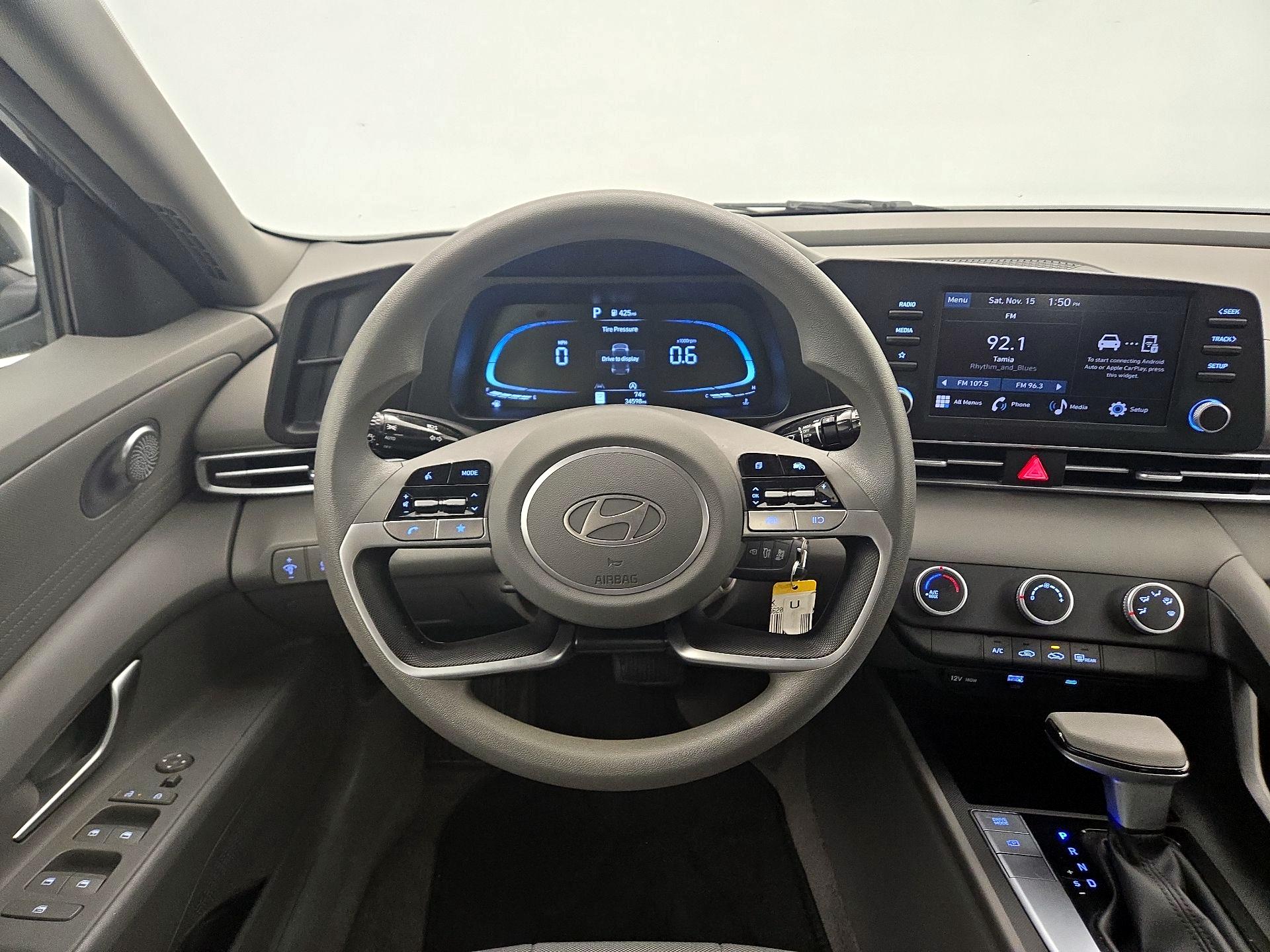 Thumbnail: 2024 Hyundai Elantra - 10