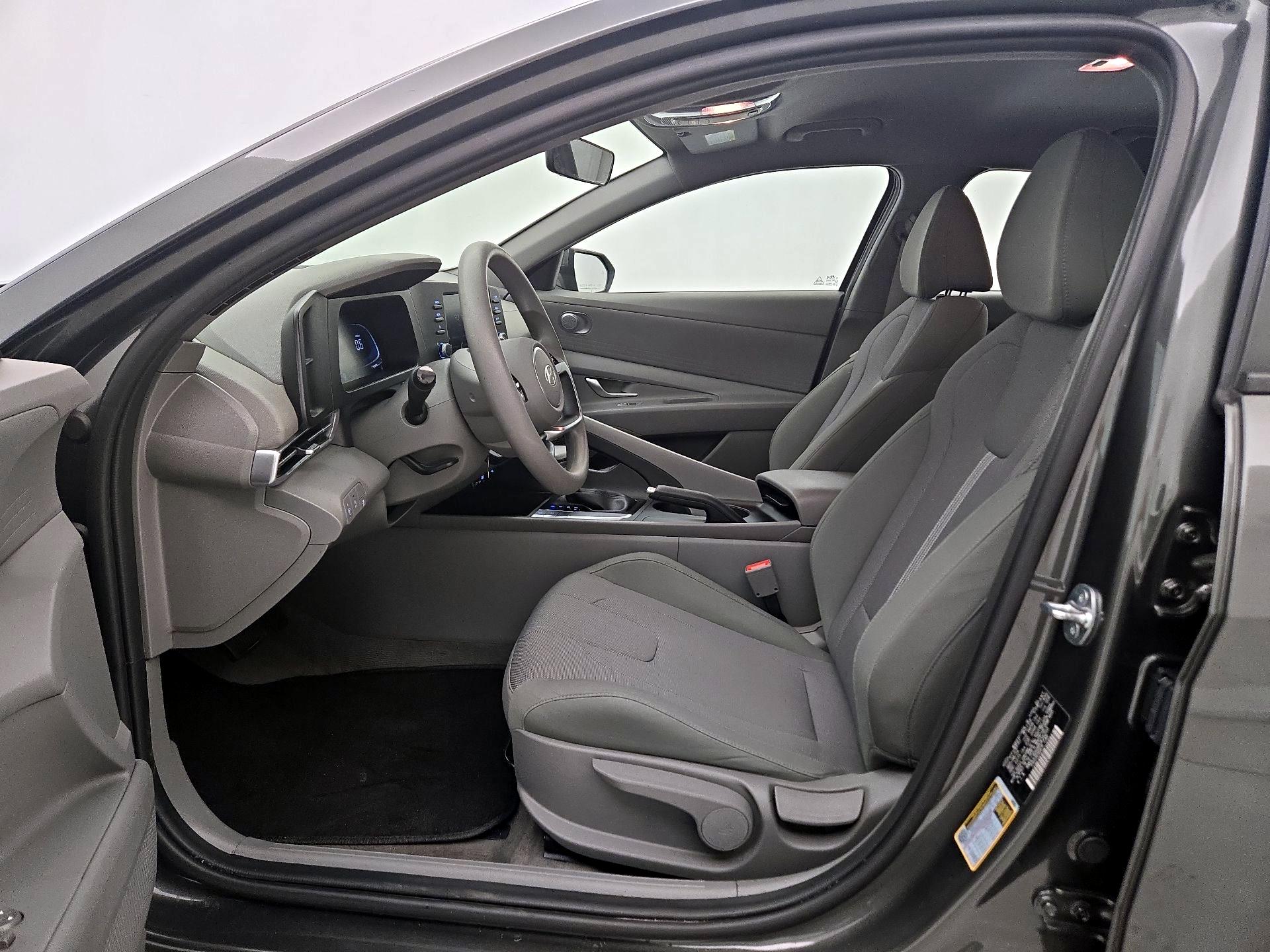 Thumbnail: 2024 Hyundai Elantra - 11