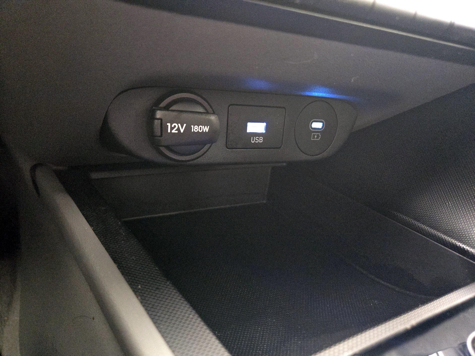 Thumbnail: 2024 Hyundai Elantra - 18