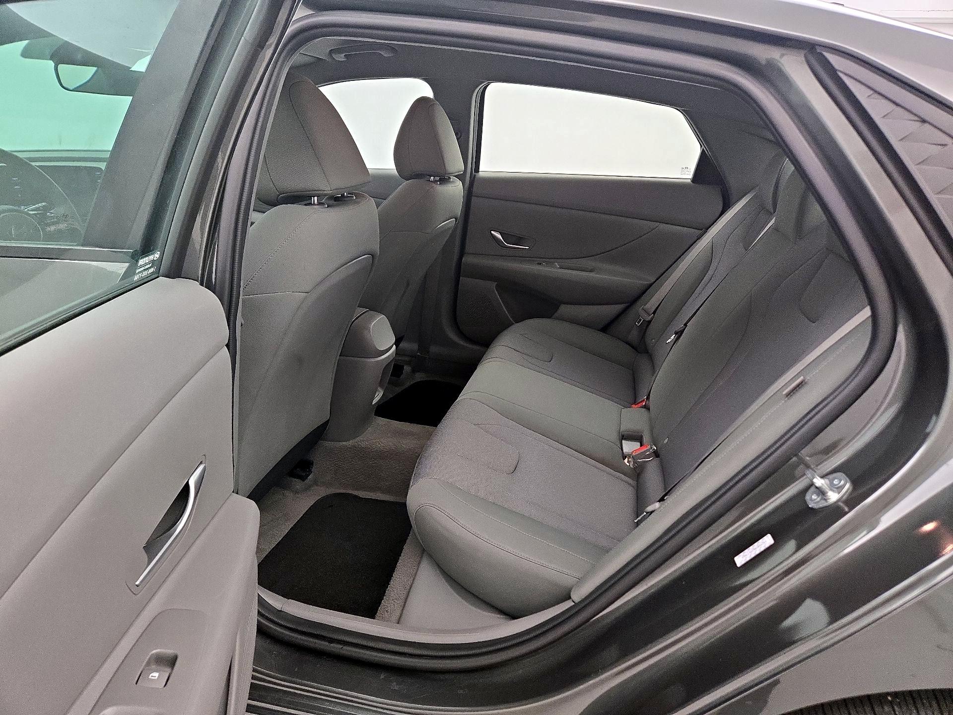 Thumbnail: 2024 Hyundai Elantra - 19