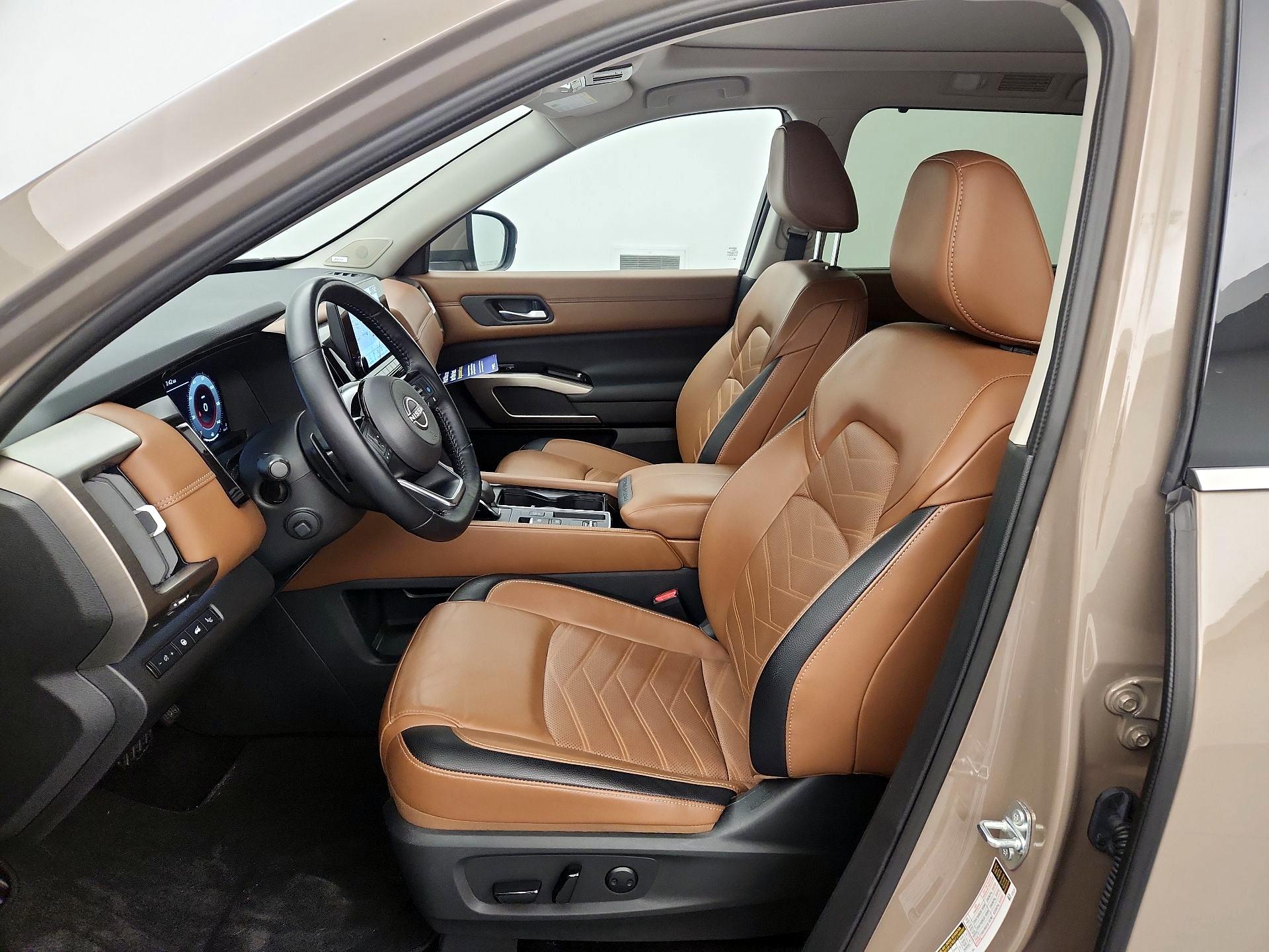 Thumbnail: 2024 Nissan Pathfinder - 11