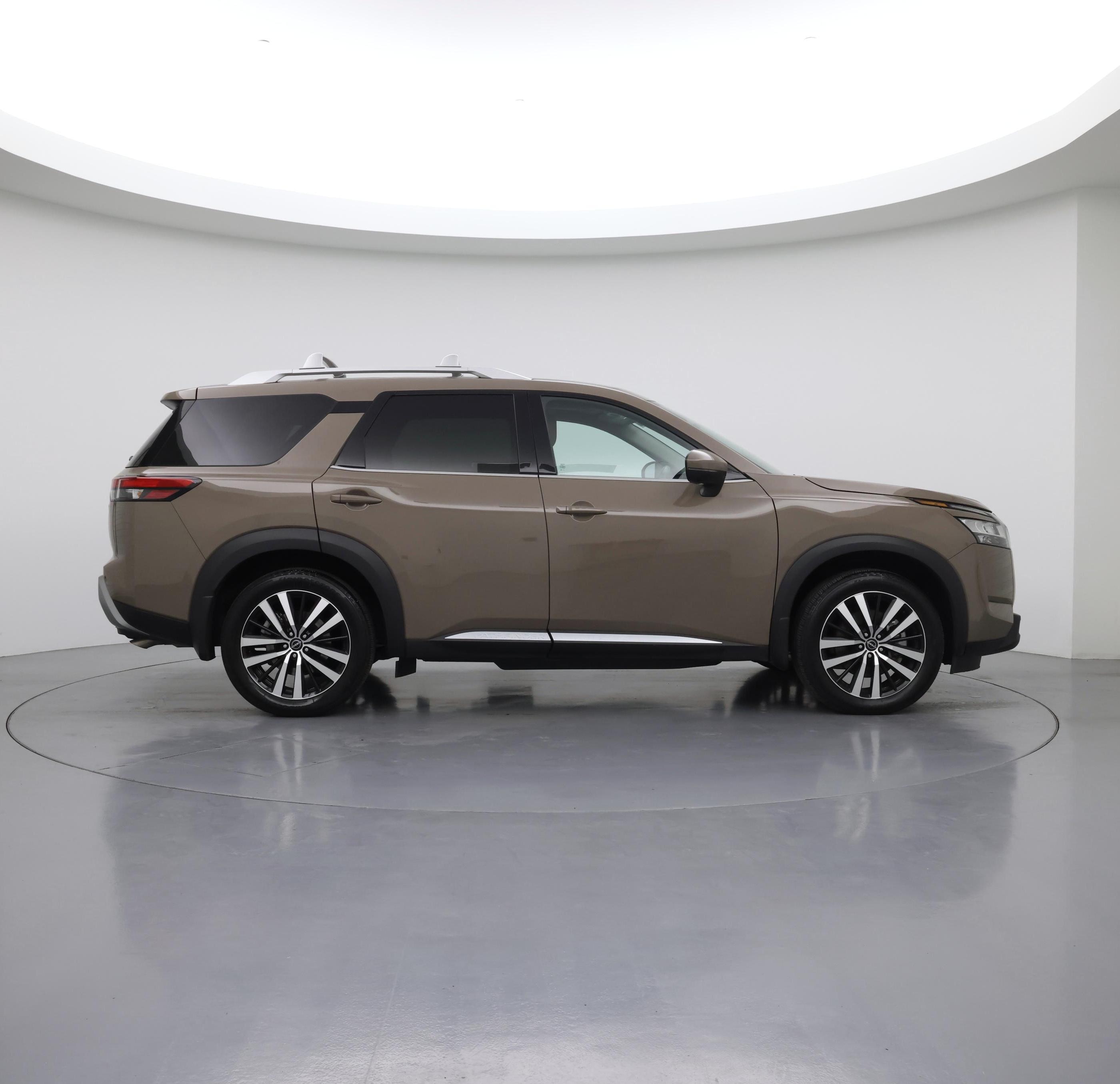 Thumbnail: 2024 Nissan Pathfinder - 7