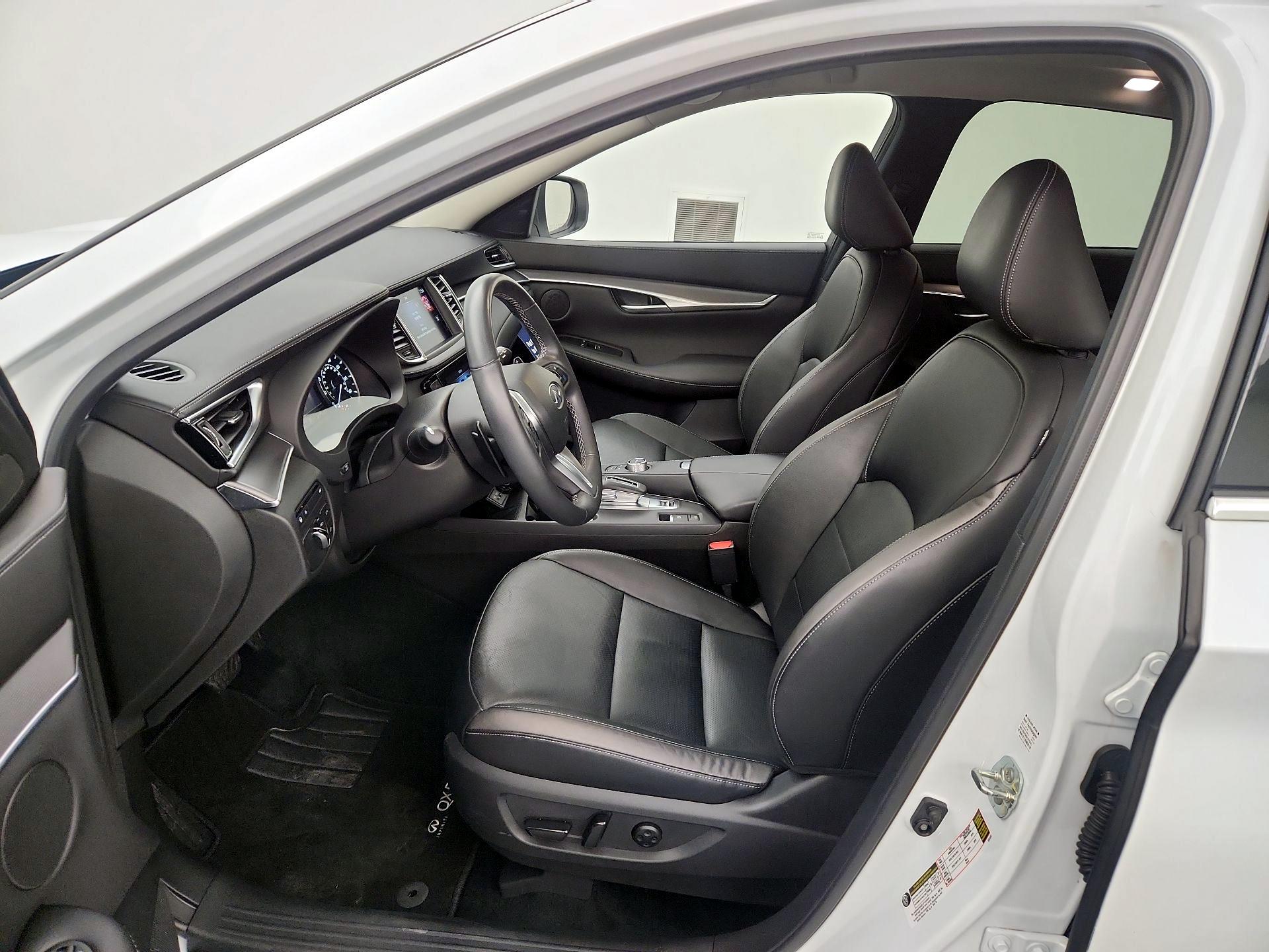 Thumbnail: 2023 INFINITI QX50 - 11