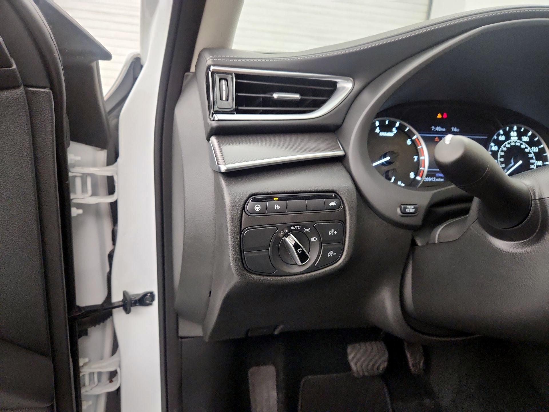 Thumbnail: 2023 INFINITI QX50 - 13