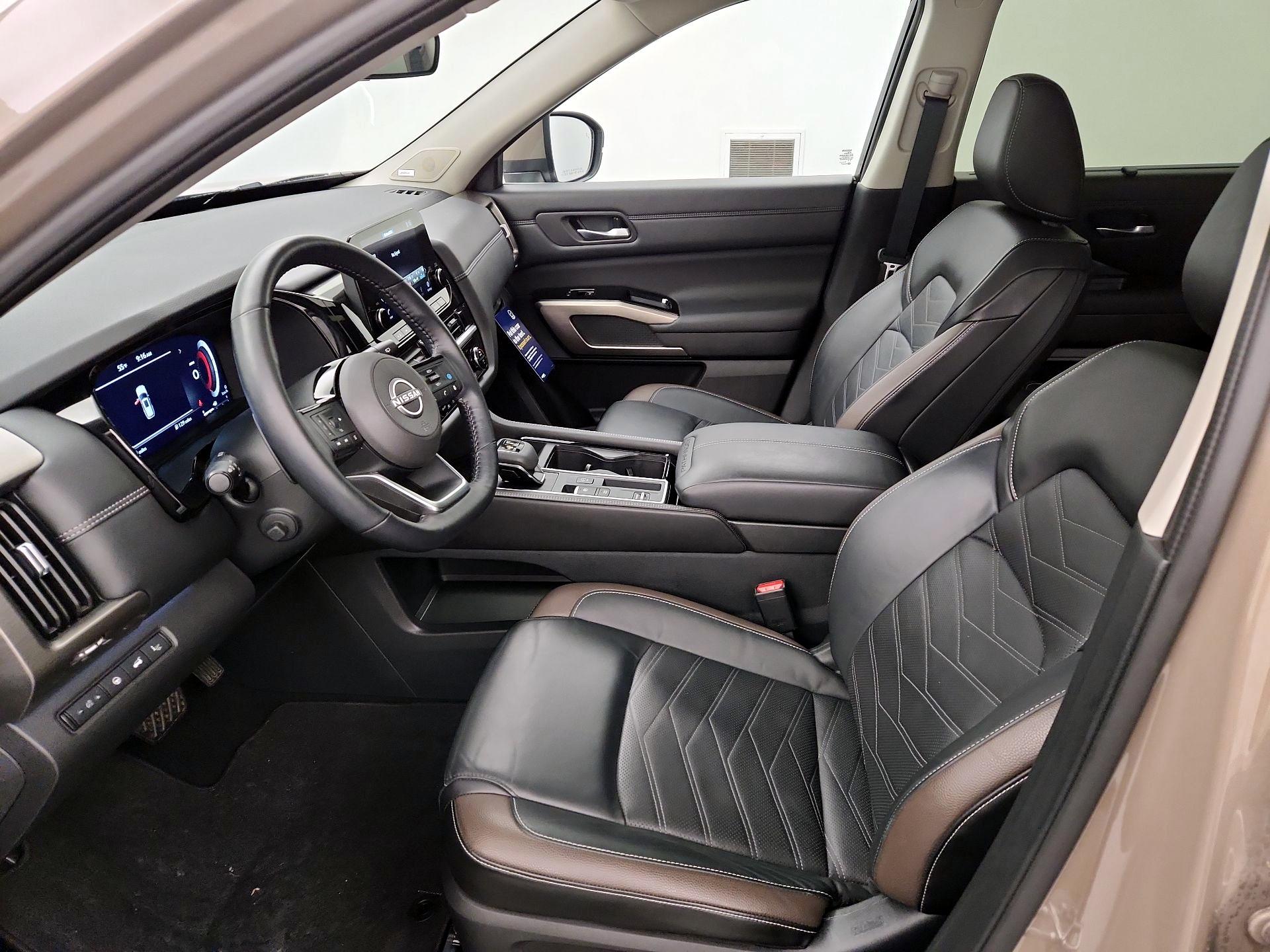 Thumbnail: 2024 Nissan Pathfinder - 11