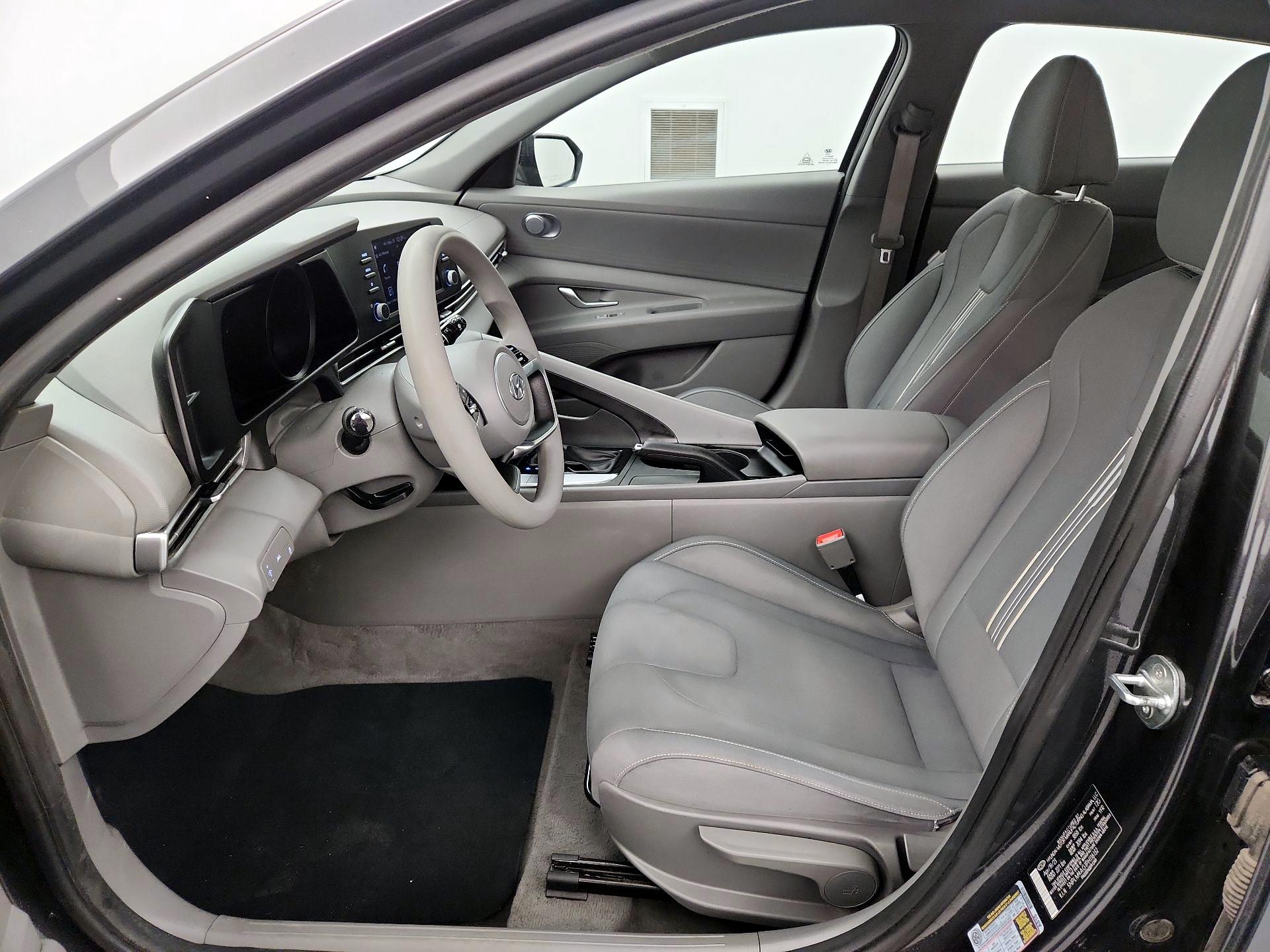 Thumbnail: 2023 Hyundai Elantra - 11