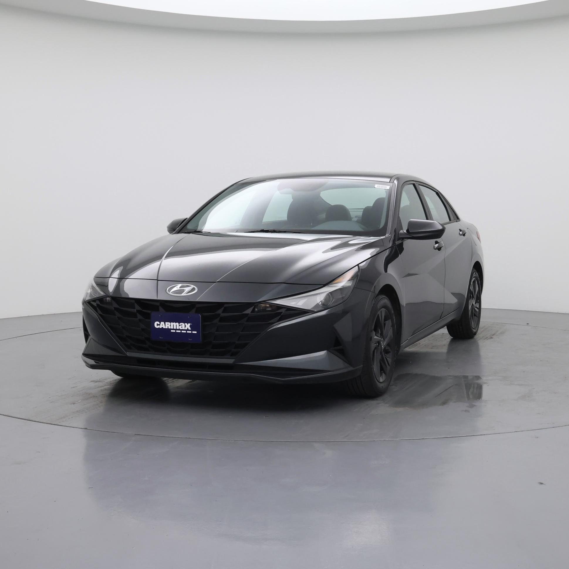 Thumbnail: 2023 Hyundai Elantra - 4