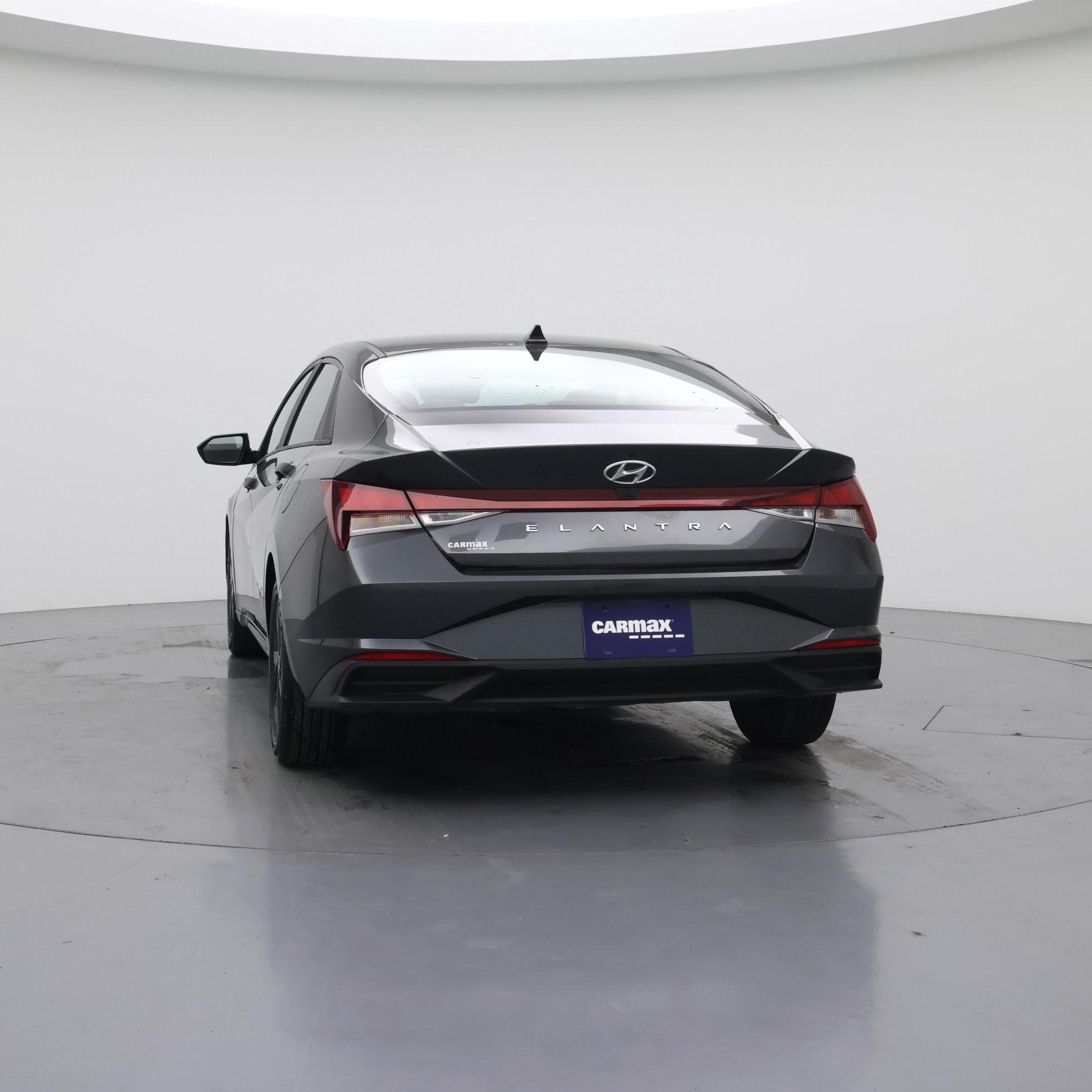 Thumbnail: 2023 Hyundai Elantra - 6