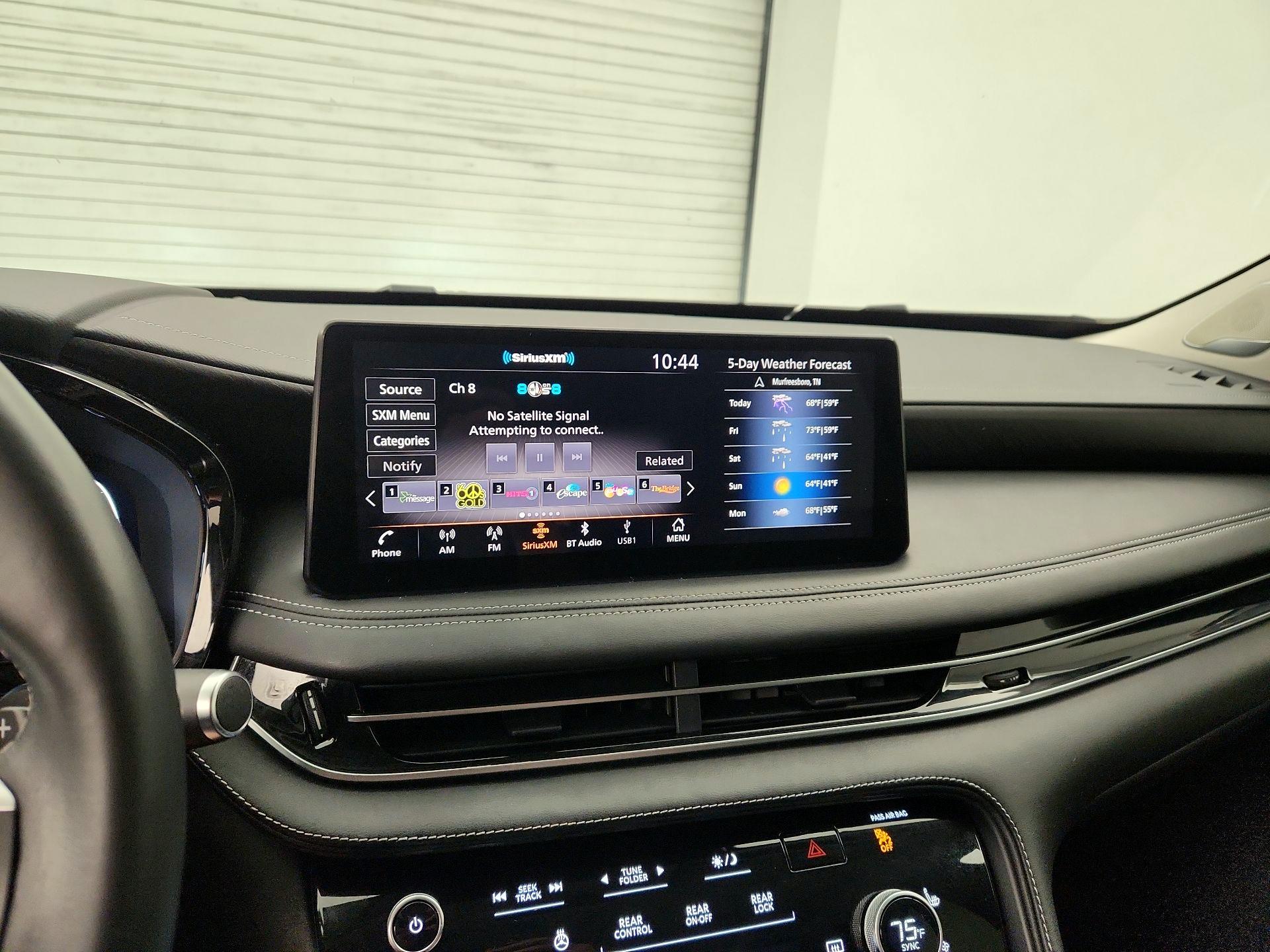 Thumbnail: 2023 INFINITI QX60 - 15