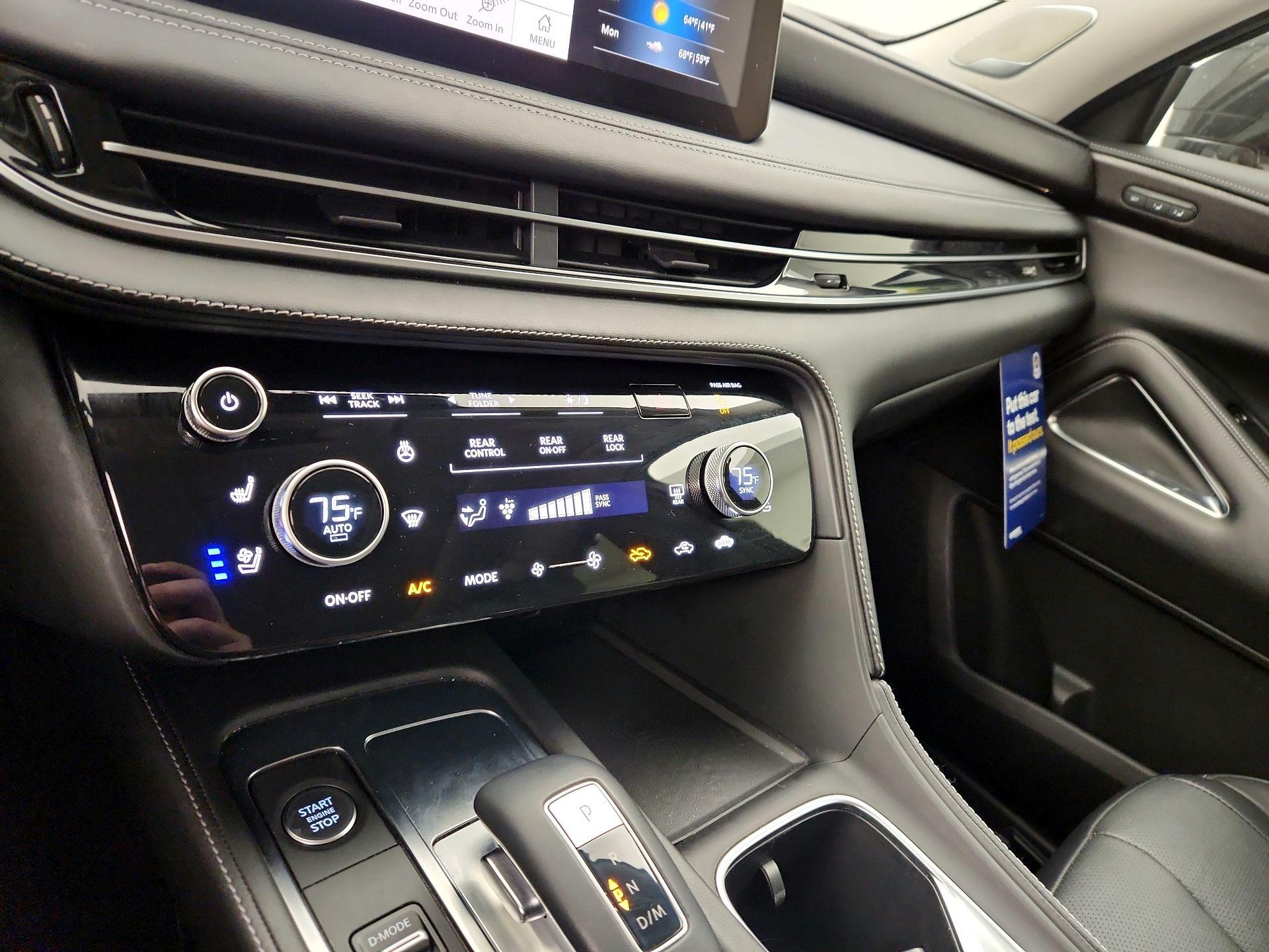 Thumbnail: 2023 INFINITI QX60 - 16