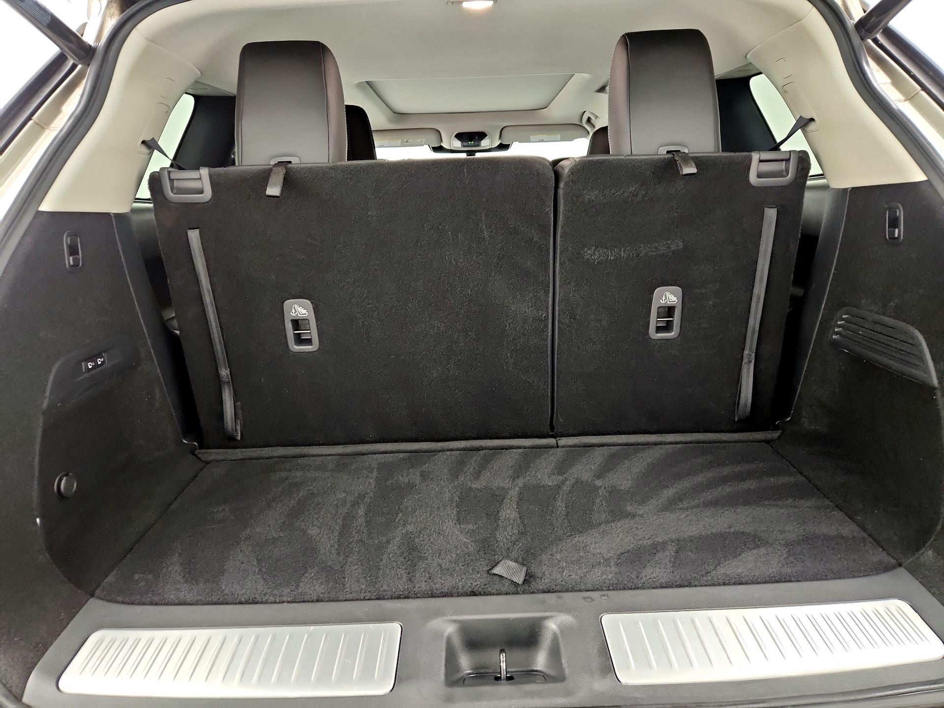 Thumbnail: 2023 INFINITI QX60 - 20