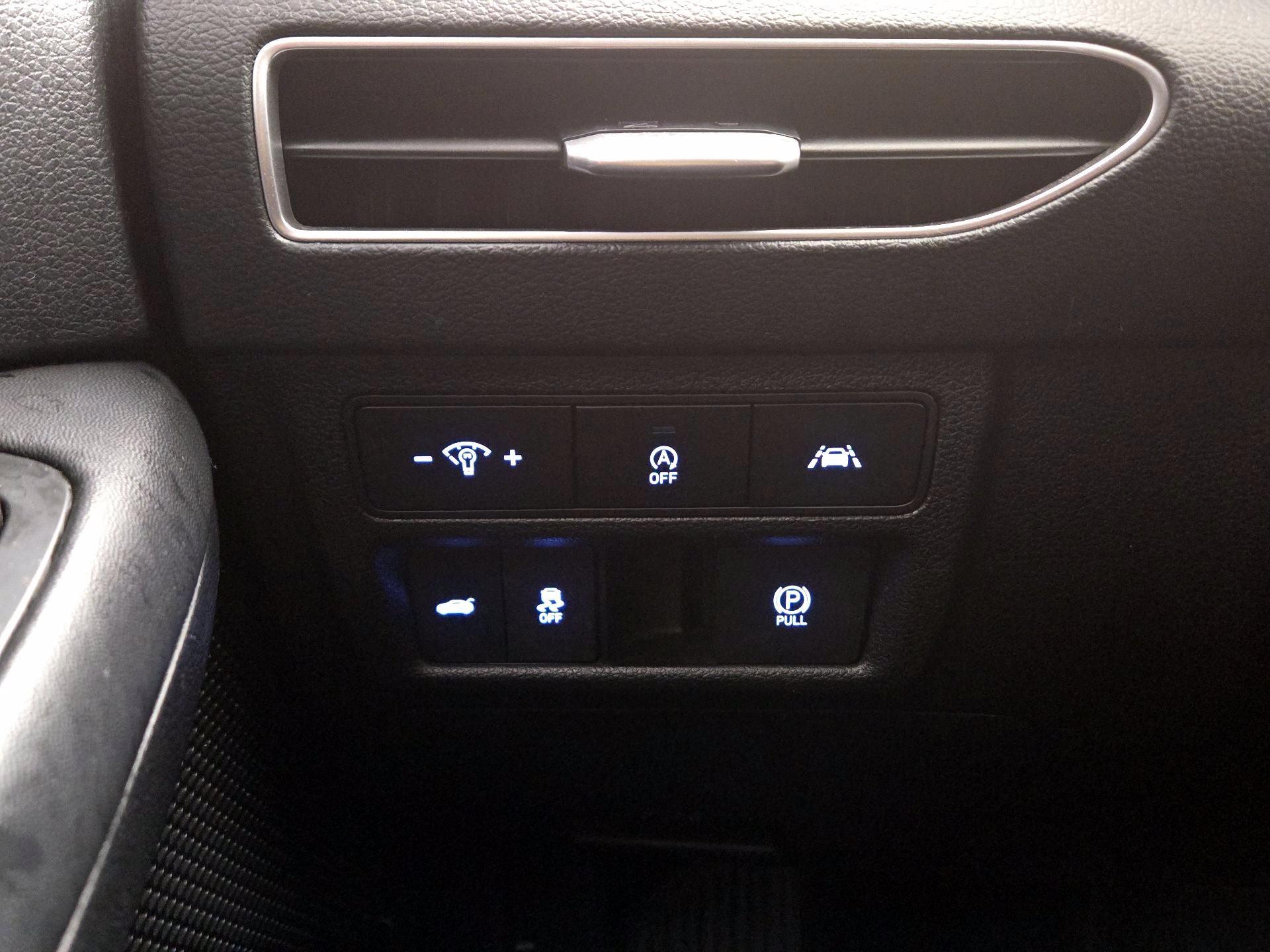 Thumbnail: 2023 Hyundai Sonata - 13