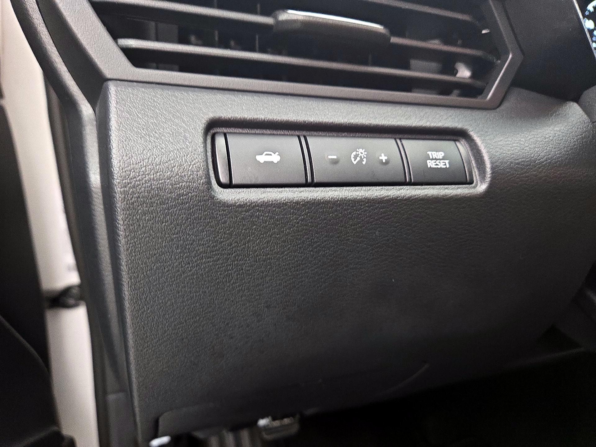 Thumbnail: 2022 Nissan Altima - 13