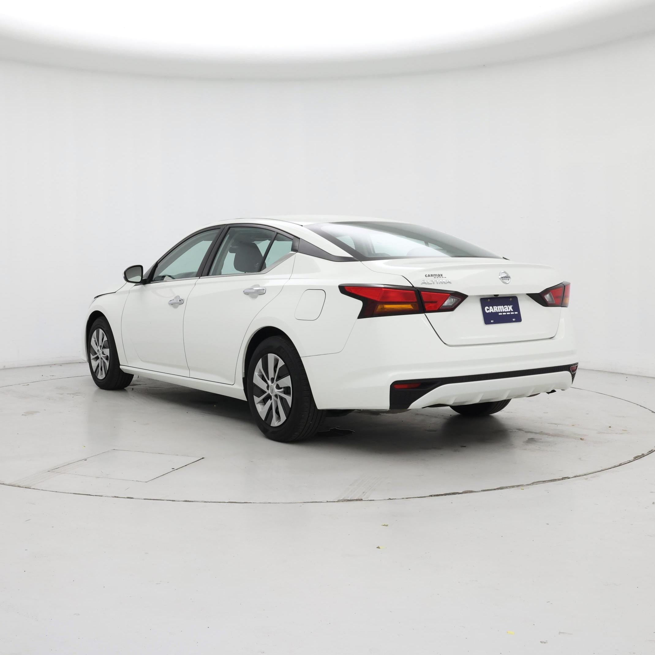 Thumbnail: 2022 Nissan Altima - 2