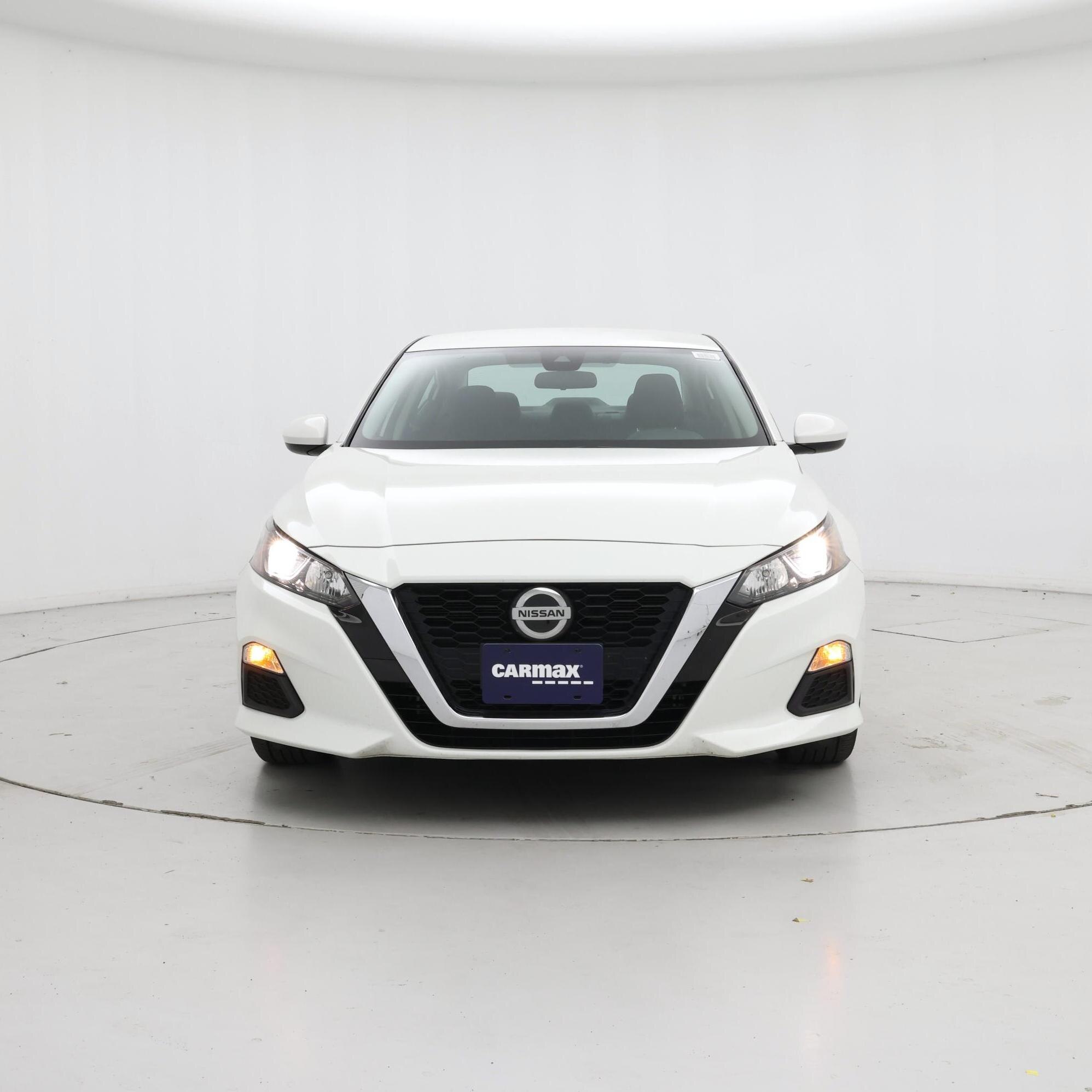 Thumbnail: 2022 Nissan Altima - 5