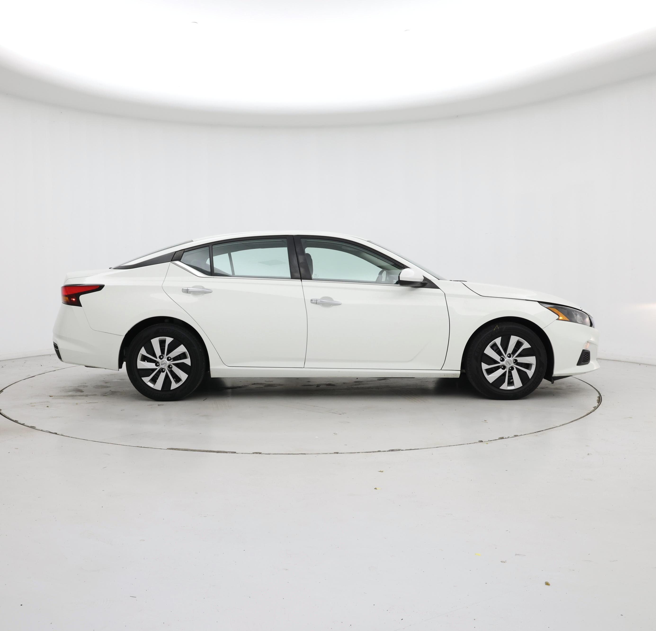 Thumbnail: 2022 Nissan Altima - 7