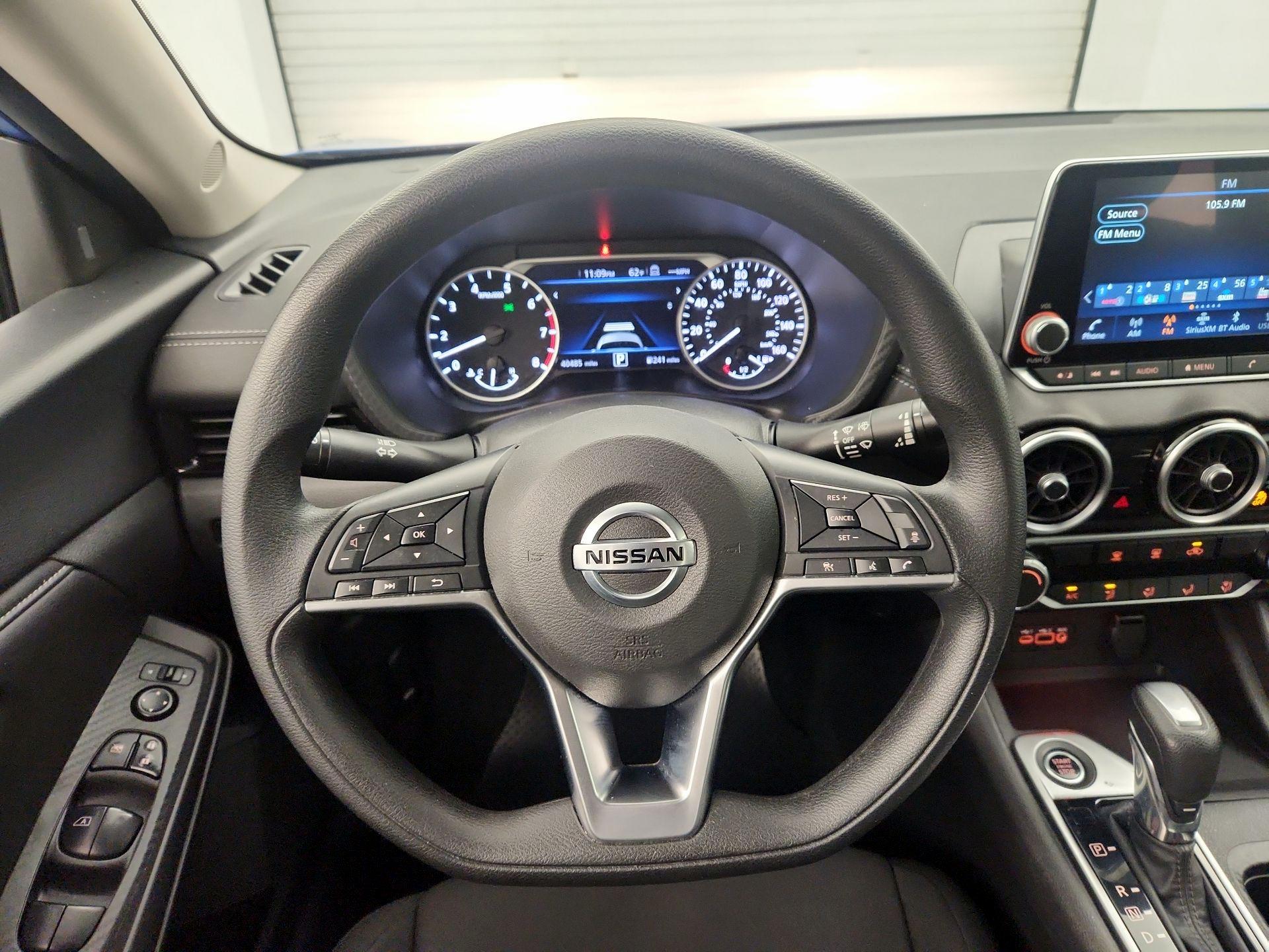 Thumbnail: 2023 Nissan Sentra - 10