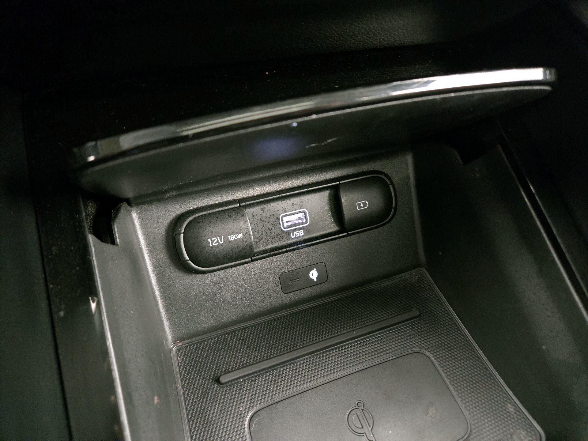 Thumbnail: 2022 Kia Telluride - 19