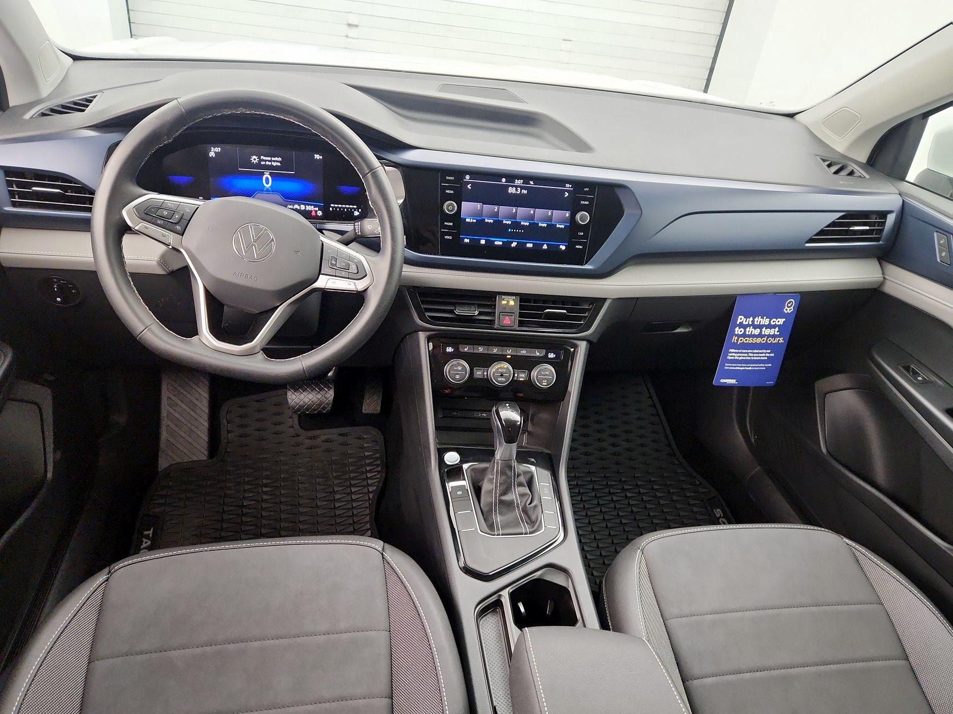 Thumbnail: 2024 Volkswagen Taos - 9