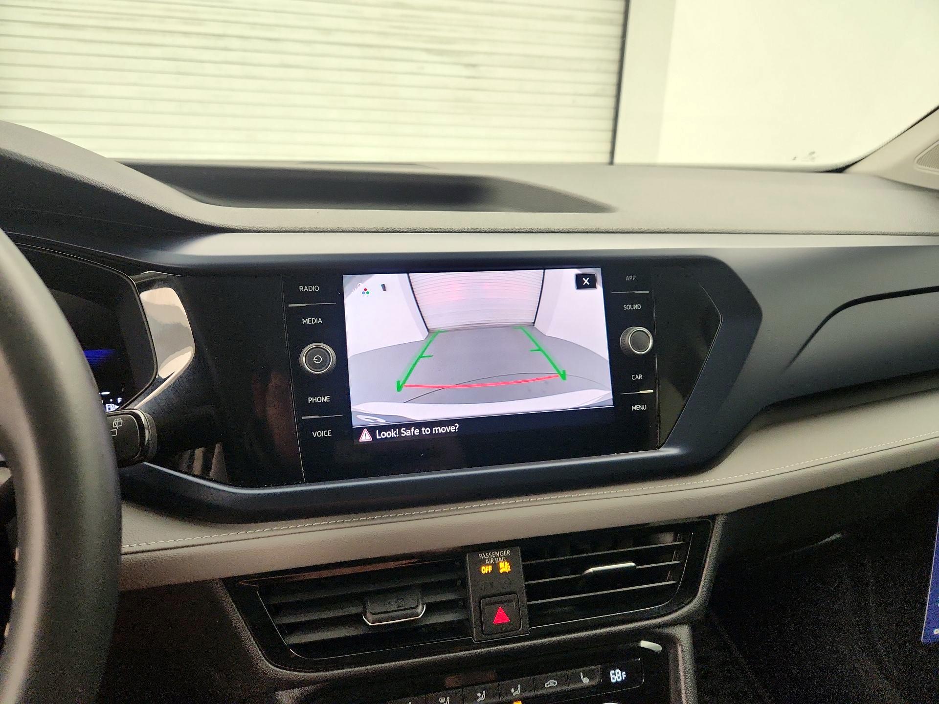 Thumbnail: 2024 Volkswagen Taos - 13