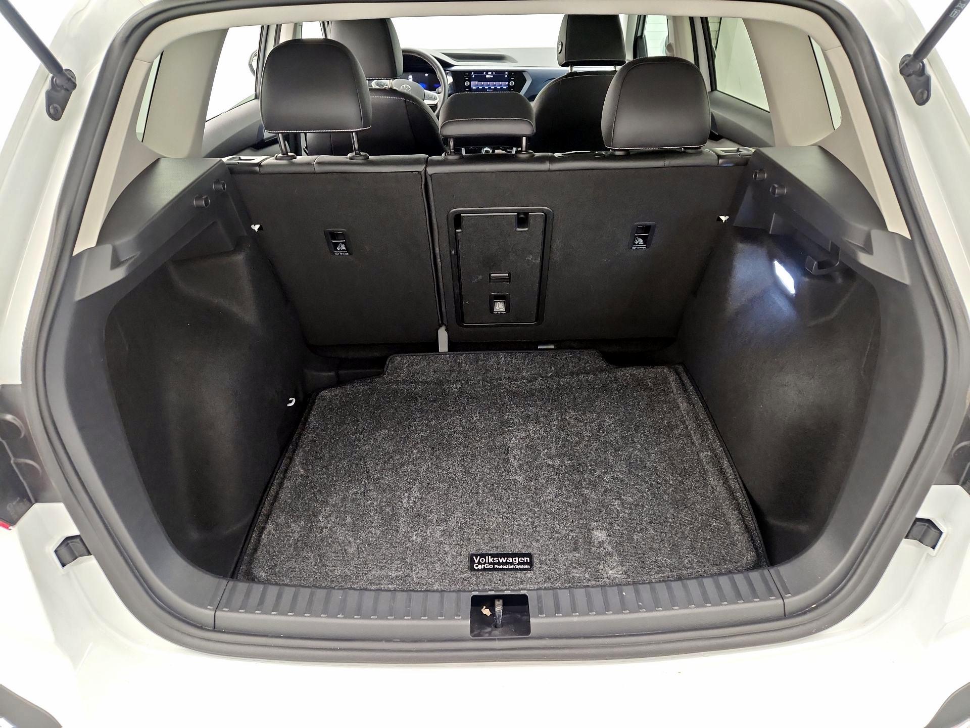 Thumbnail: 2024 Volkswagen Taos - 19