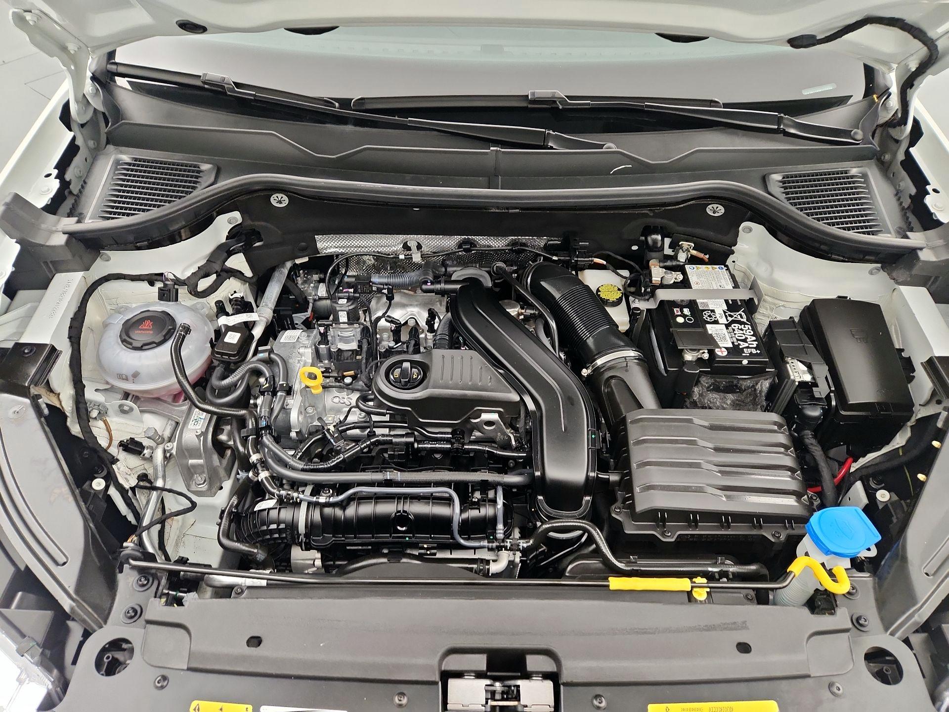 Thumbnail: 2024 Volkswagen Taos - 20