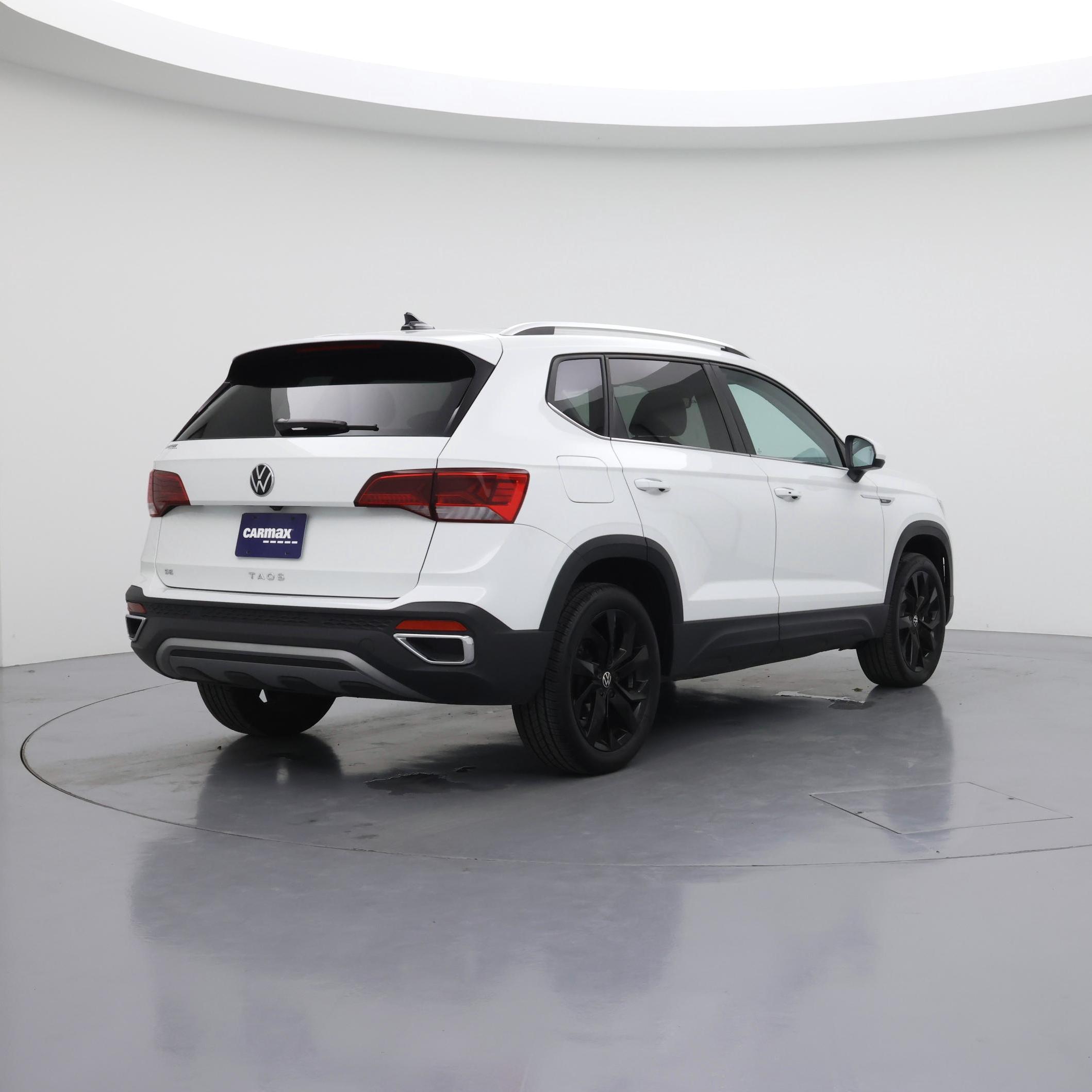 Thumbnail: 2024 Volkswagen Taos - 8