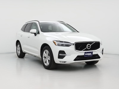 2022 Volvo XC60 B5 Momentum