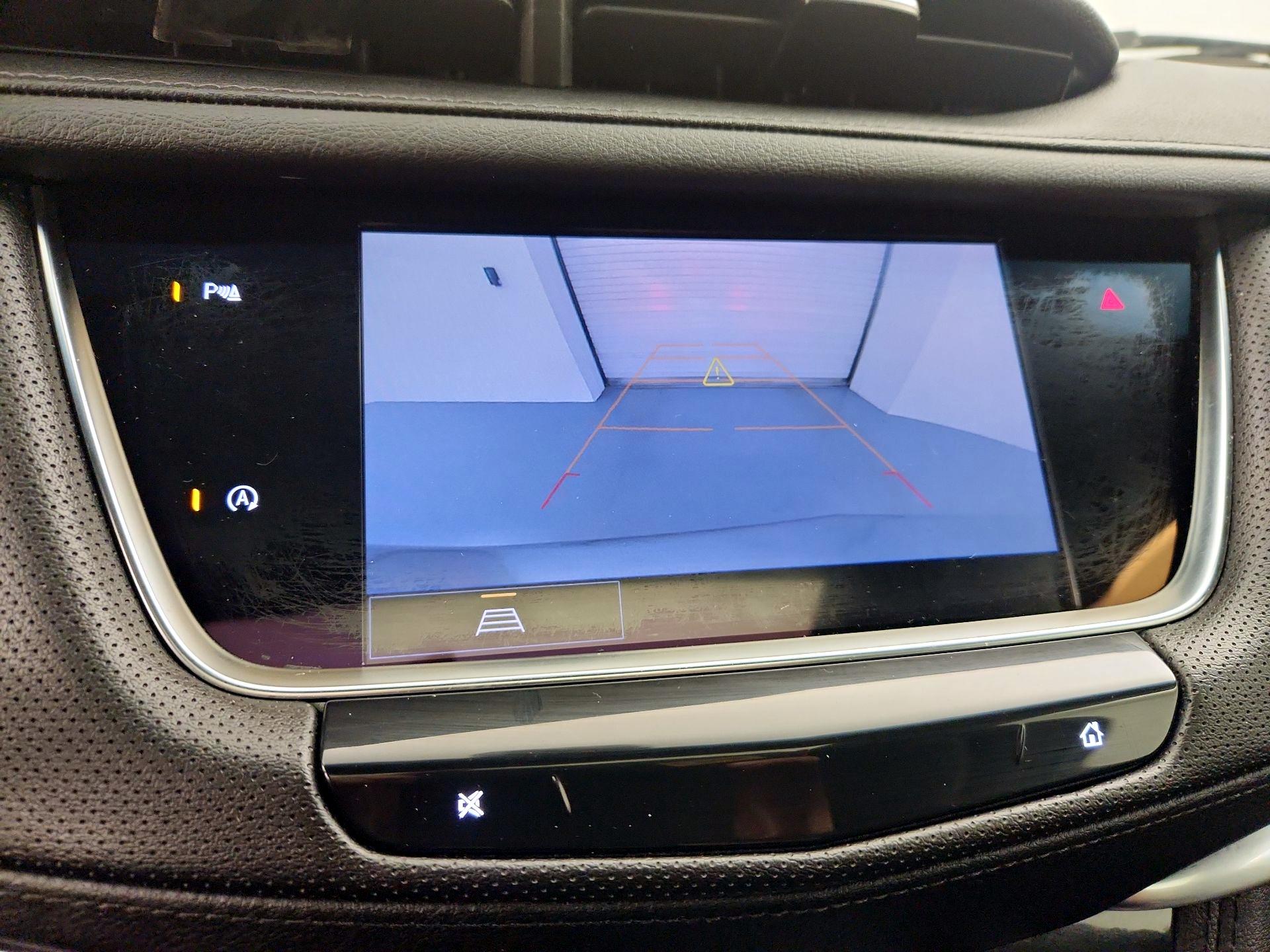 Thumbnail: 2023 Cadillac XT5 - 15