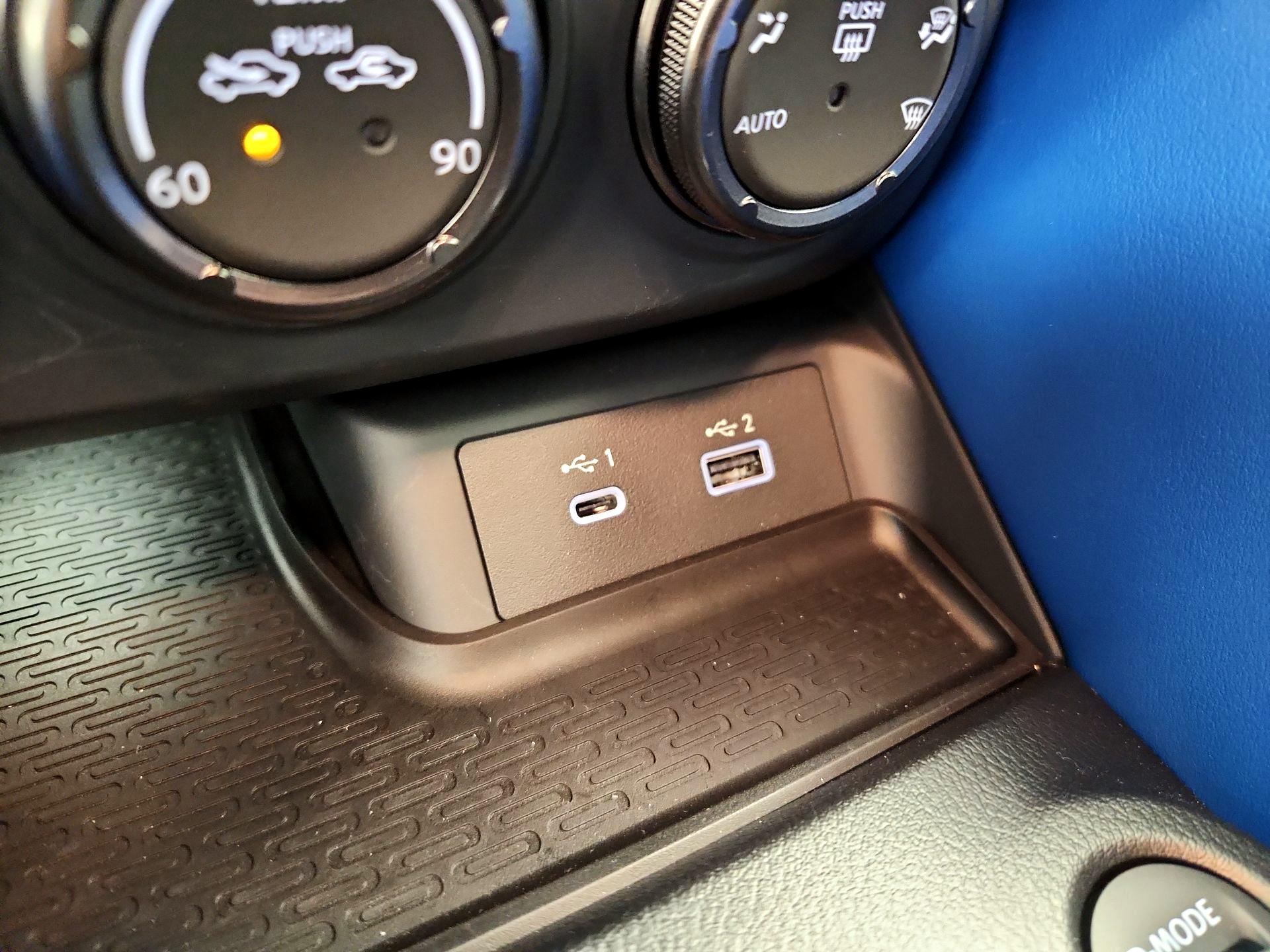 Thumbnail: 2024 Nissan Z - 19