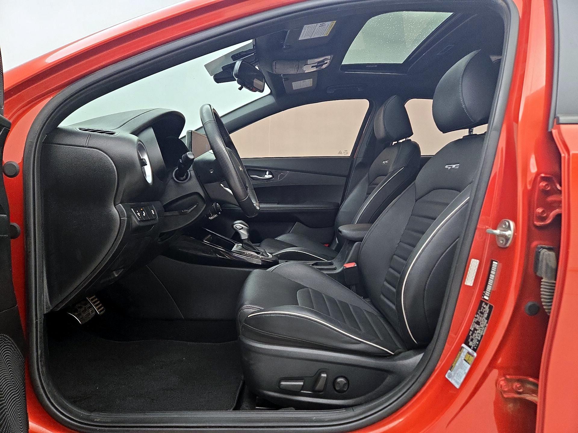 Thumbnail: 2024 Kia Forte - 11