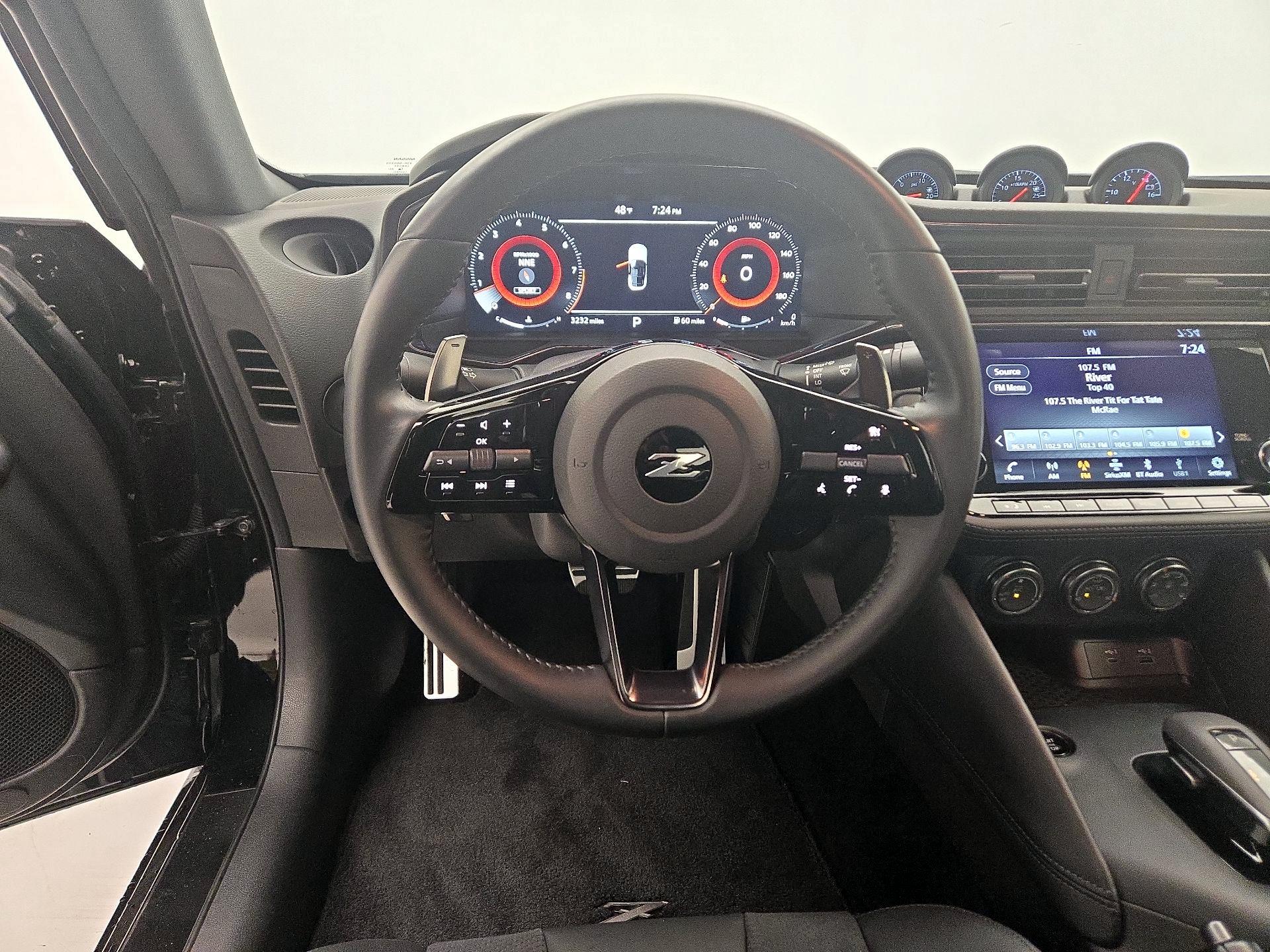 Thumbnail: 2024 Nissan Z - 10