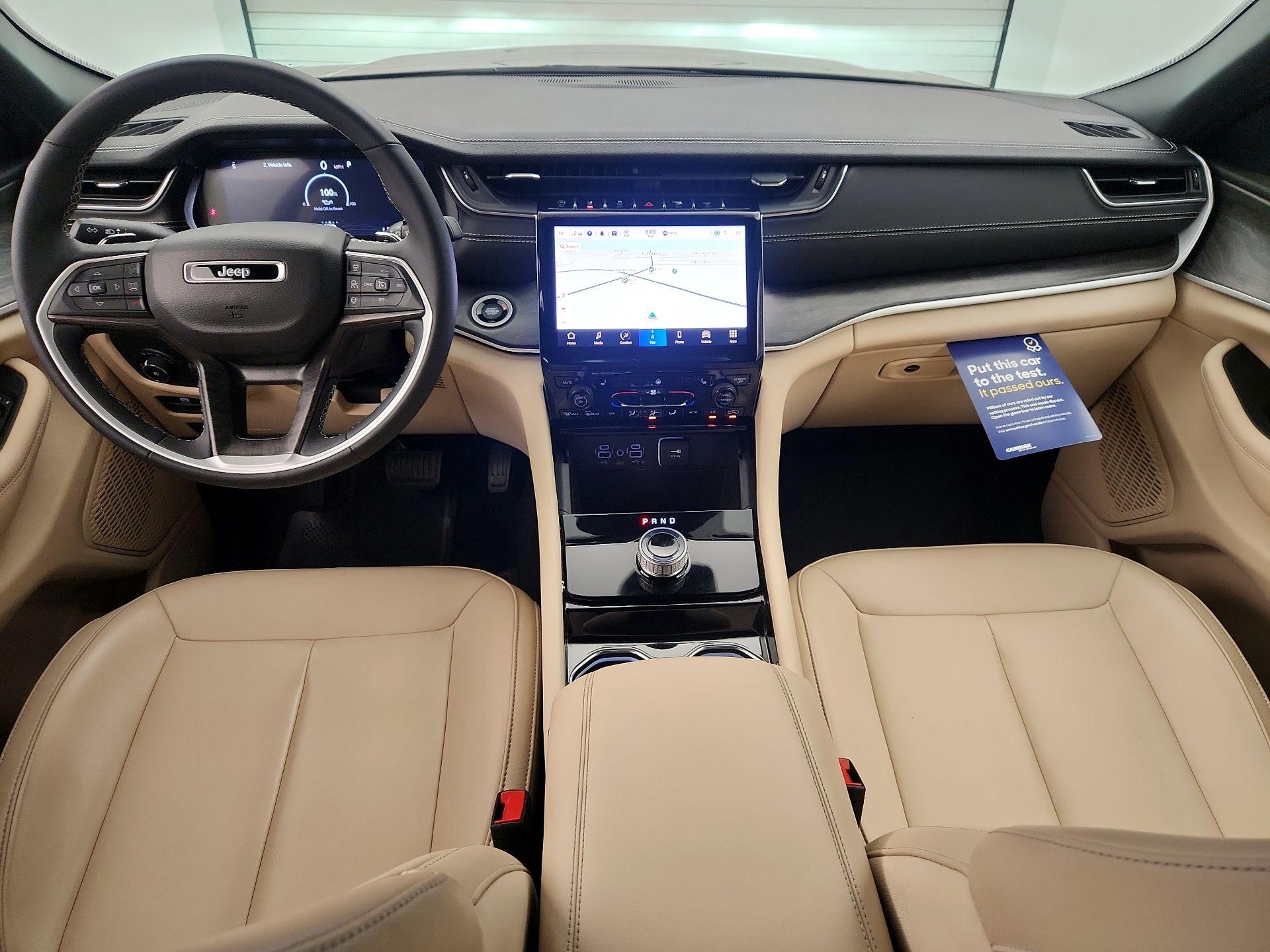 Thumbnail: 2023 Jeep Grand Cherokee - 9