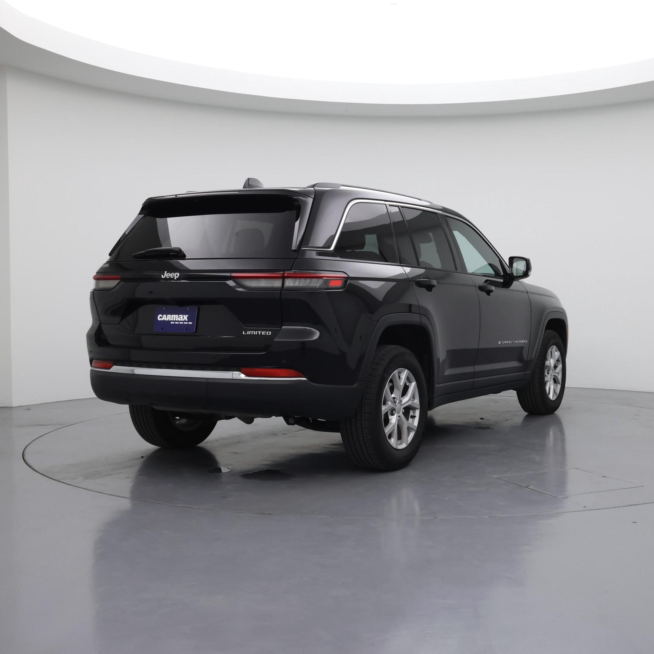 Thumbnail: 2023 Jeep Grand Cherokee - 8