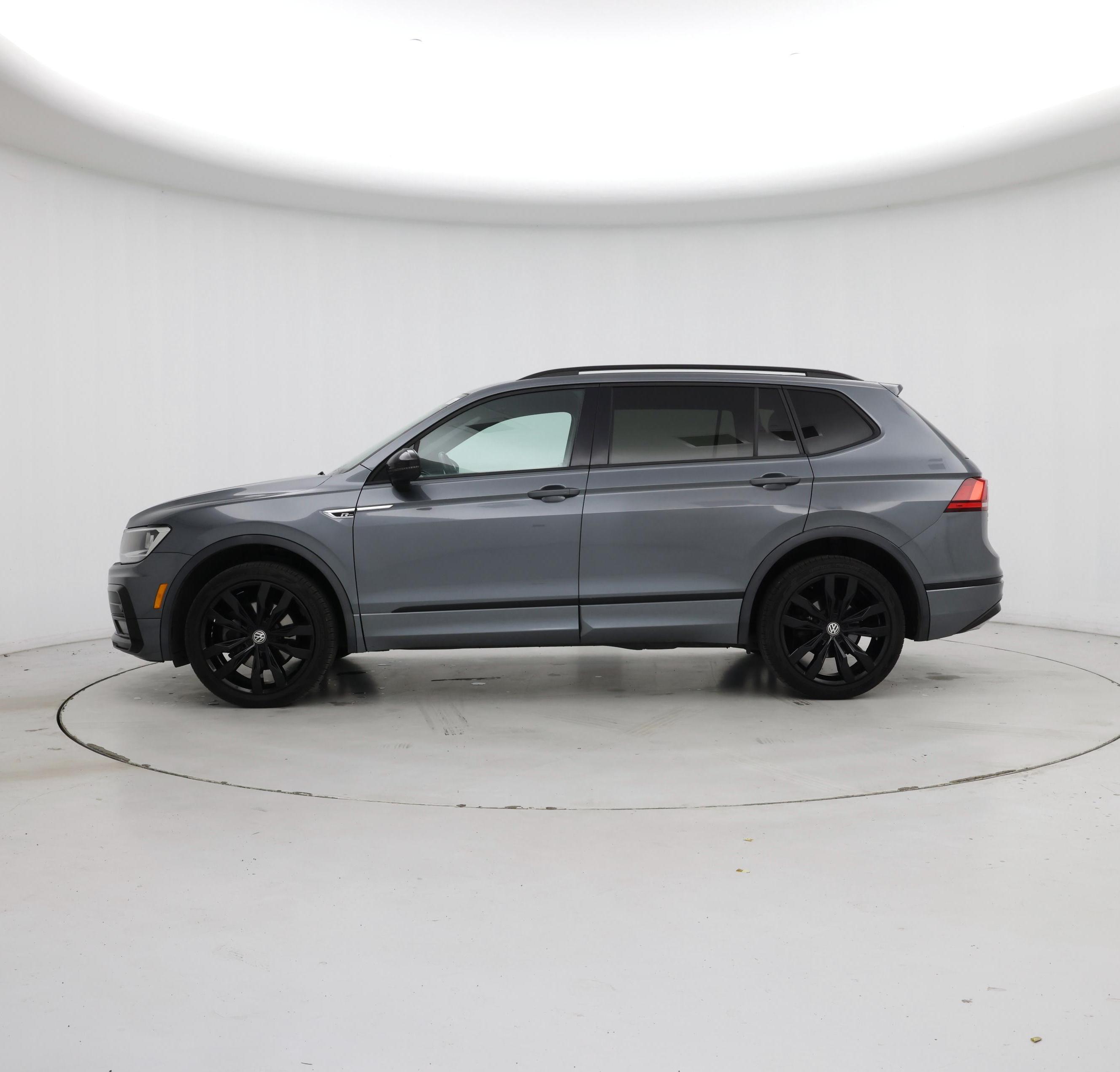 Thumbnail: 2020 Volkswagen Tiguan - 3