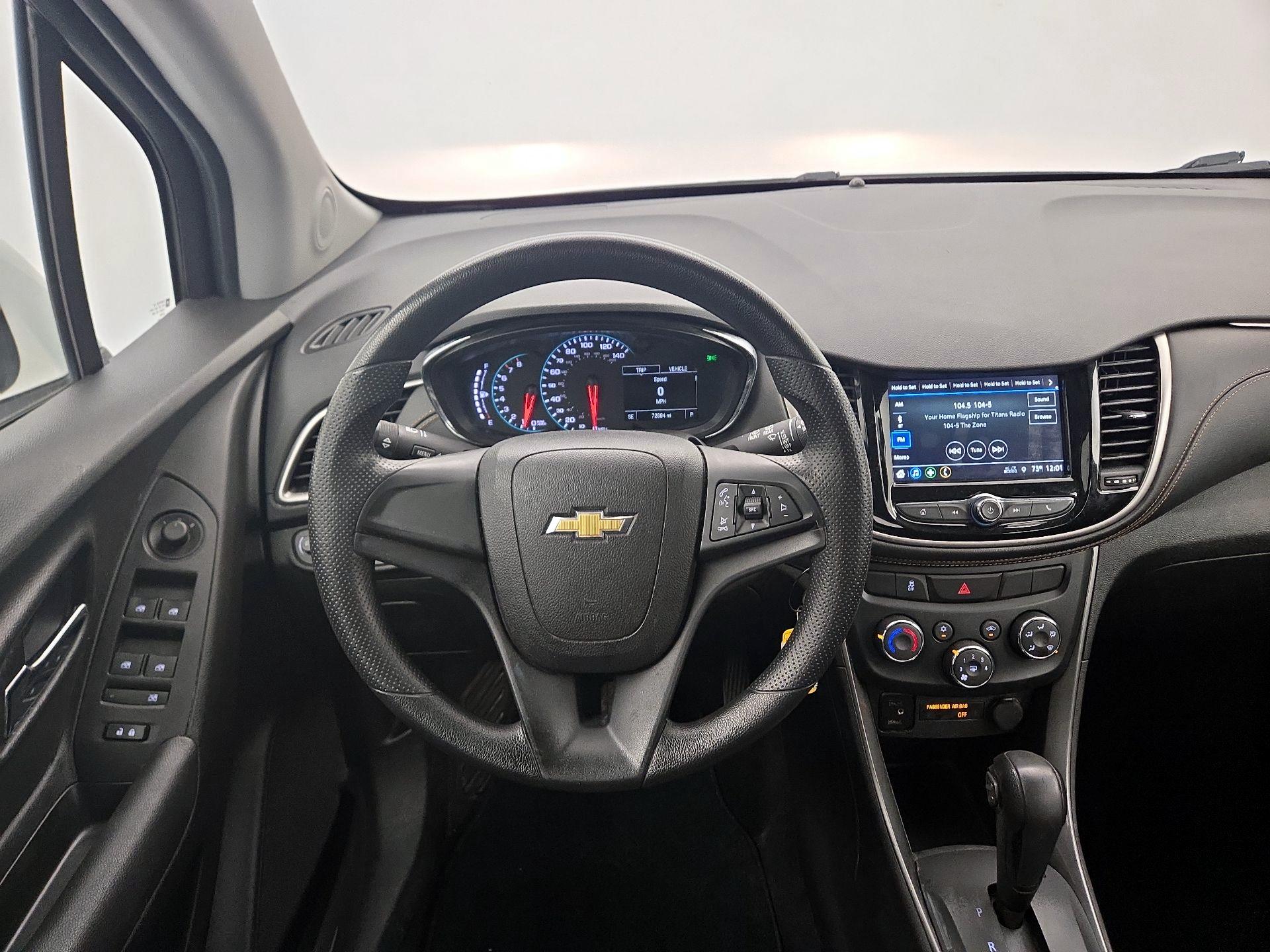 Thumbnail: 2018 Chevrolet Trax - 10