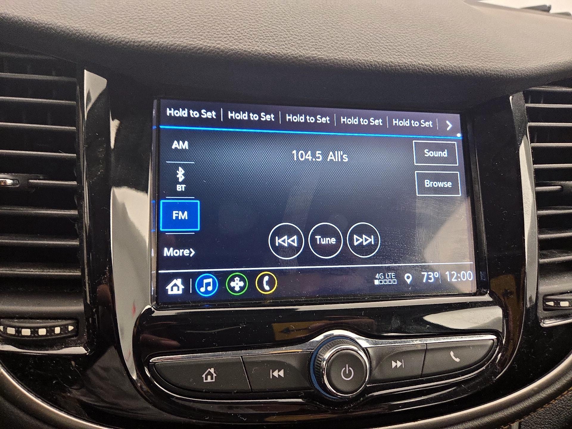 Thumbnail: 2018 Chevrolet Trax - 15