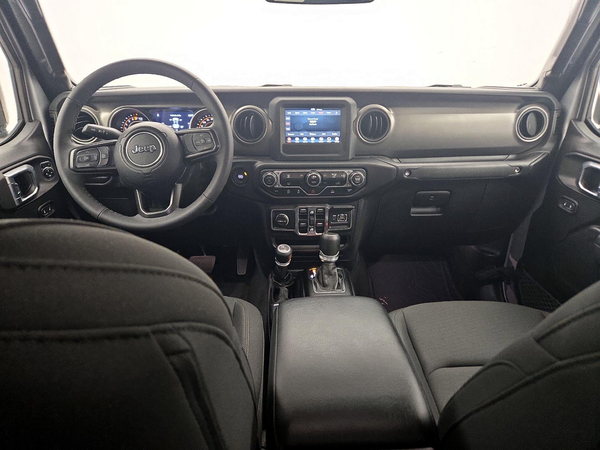 Thumbnail: 2023 Jeep Gladiator - 9