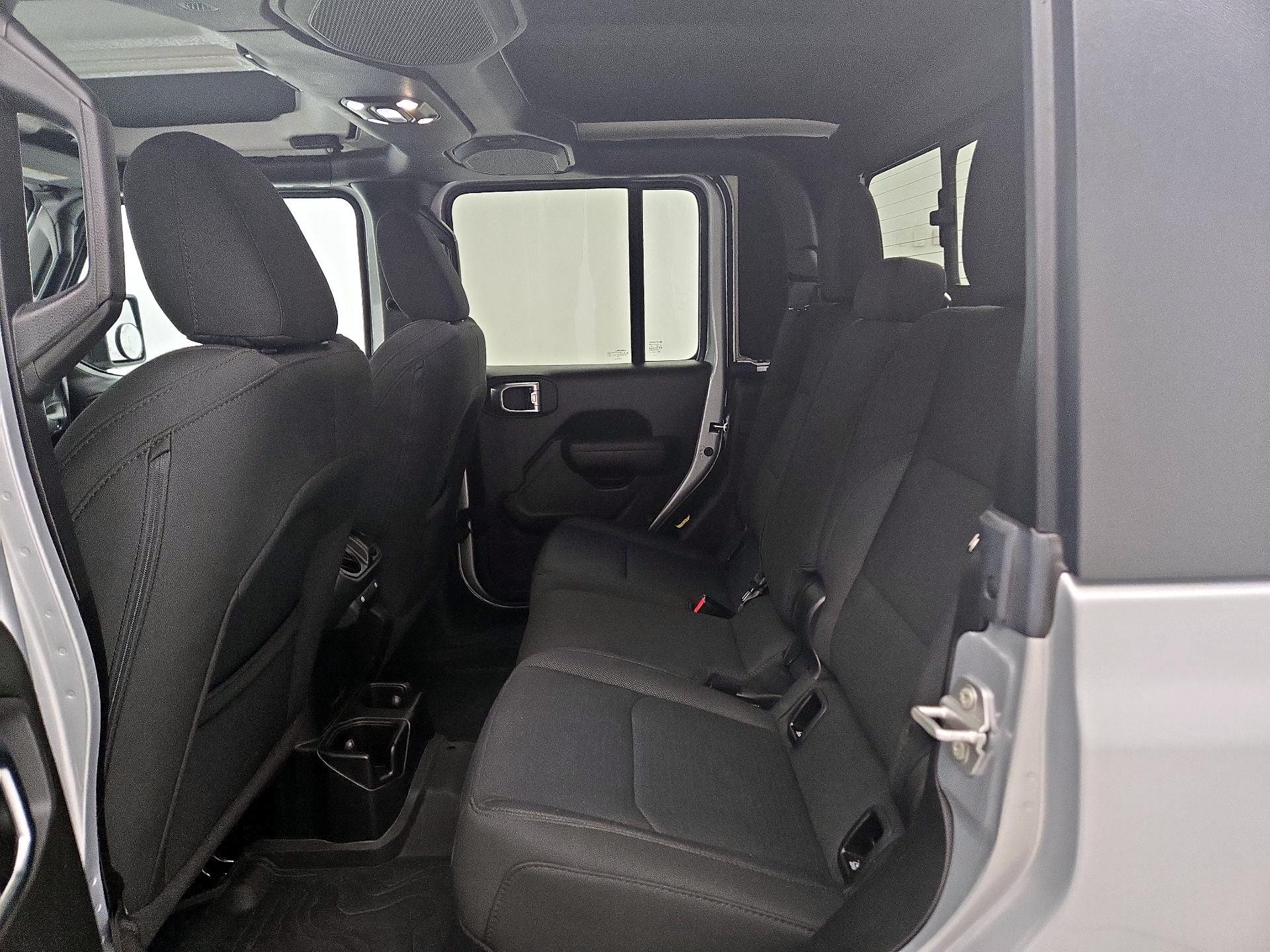 Thumbnail: 2023 Jeep Gladiator - 19