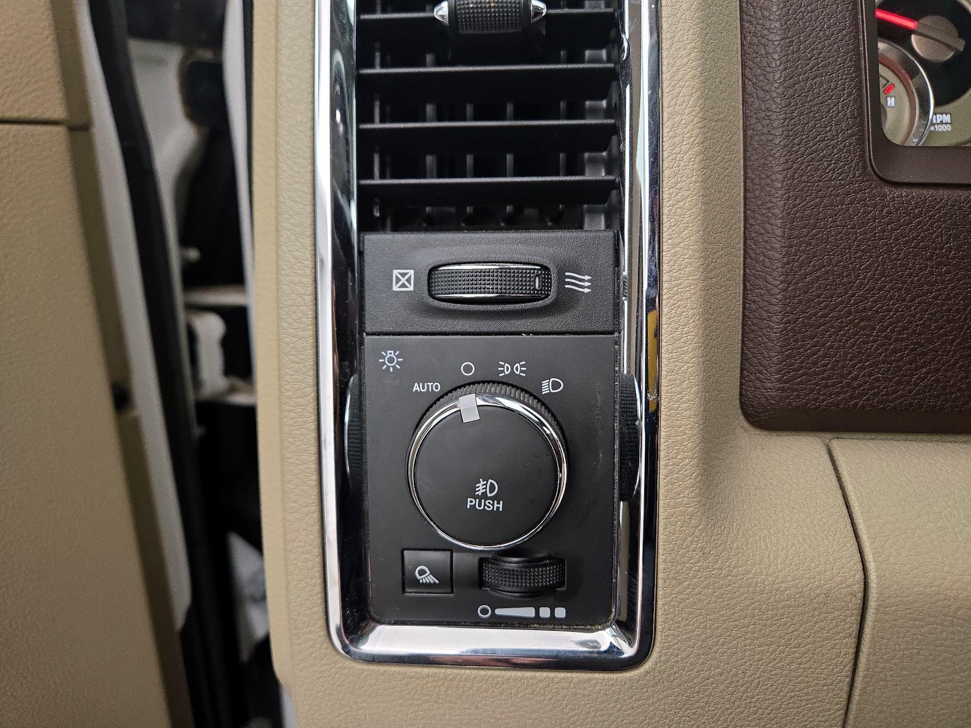 Thumbnail: 2016 RAM 1500 - 13