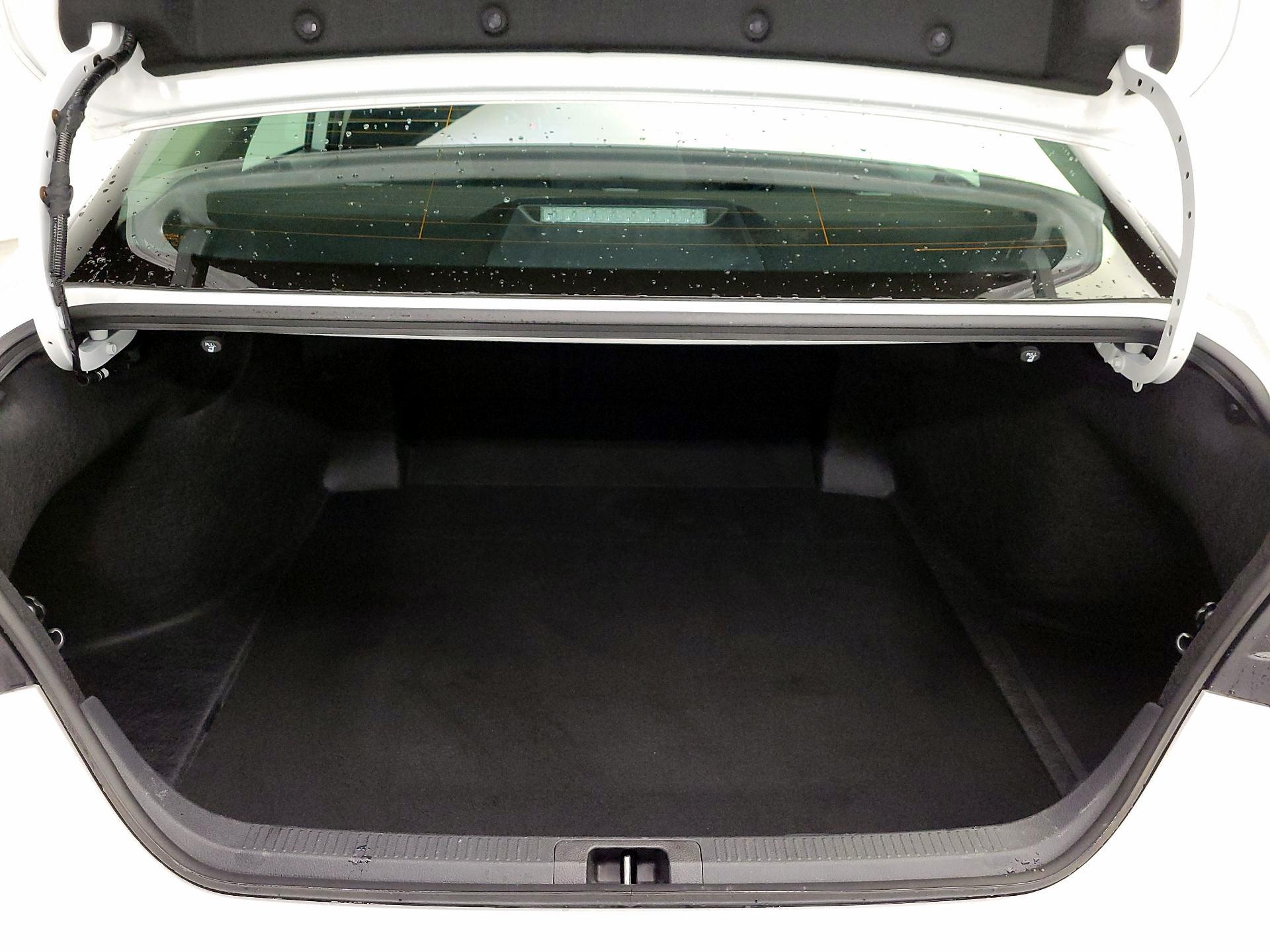 Thumbnail: 2025 Toyota Camry - 20