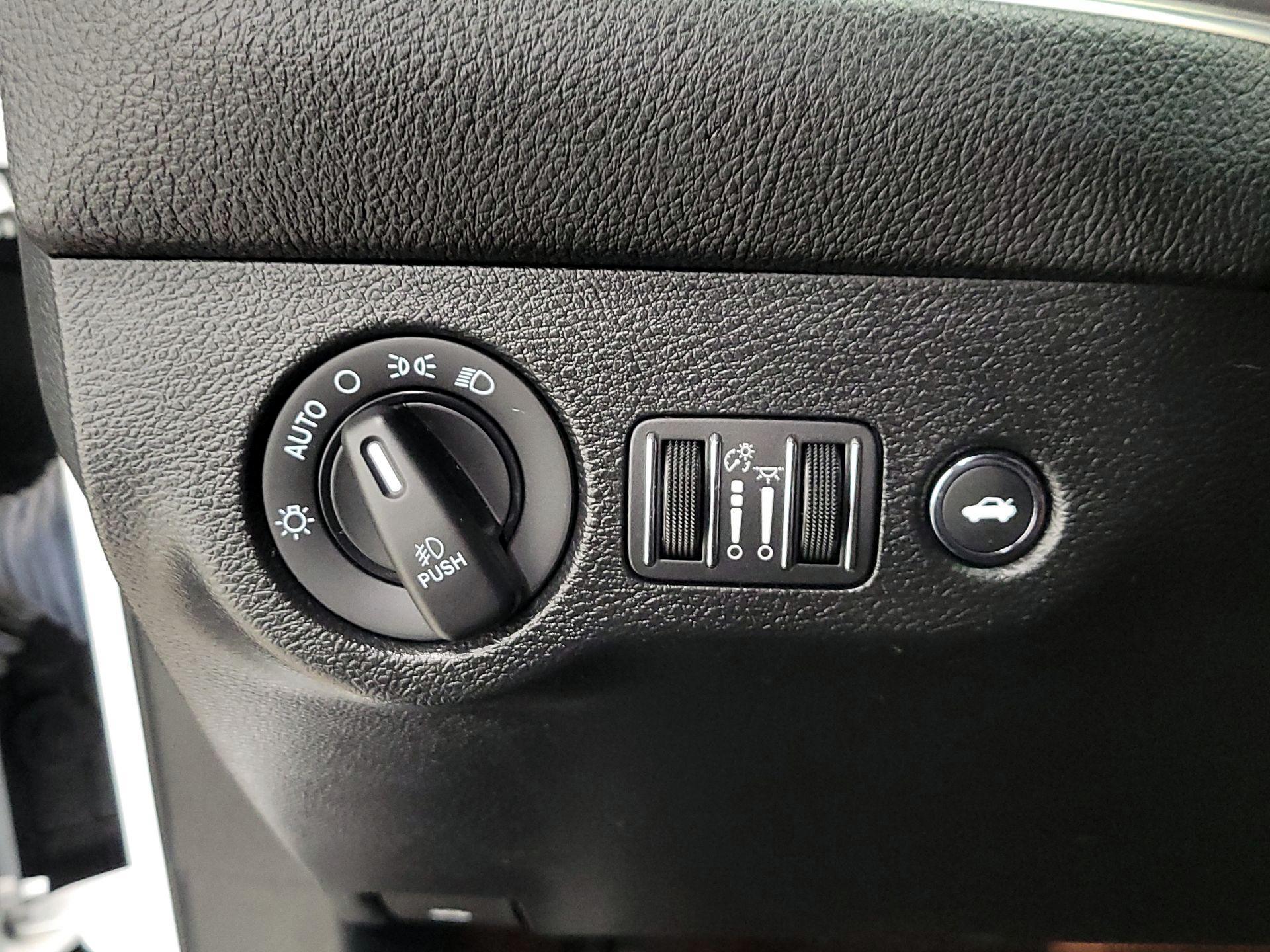 Thumbnail: 2022 Dodge Challenger - 13