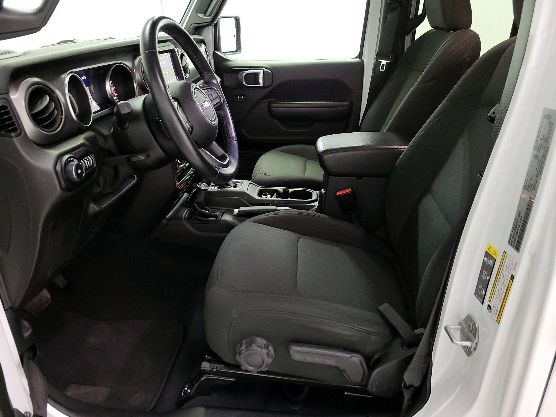 Thumbnail: 2021 Jeep Wrangler - 11