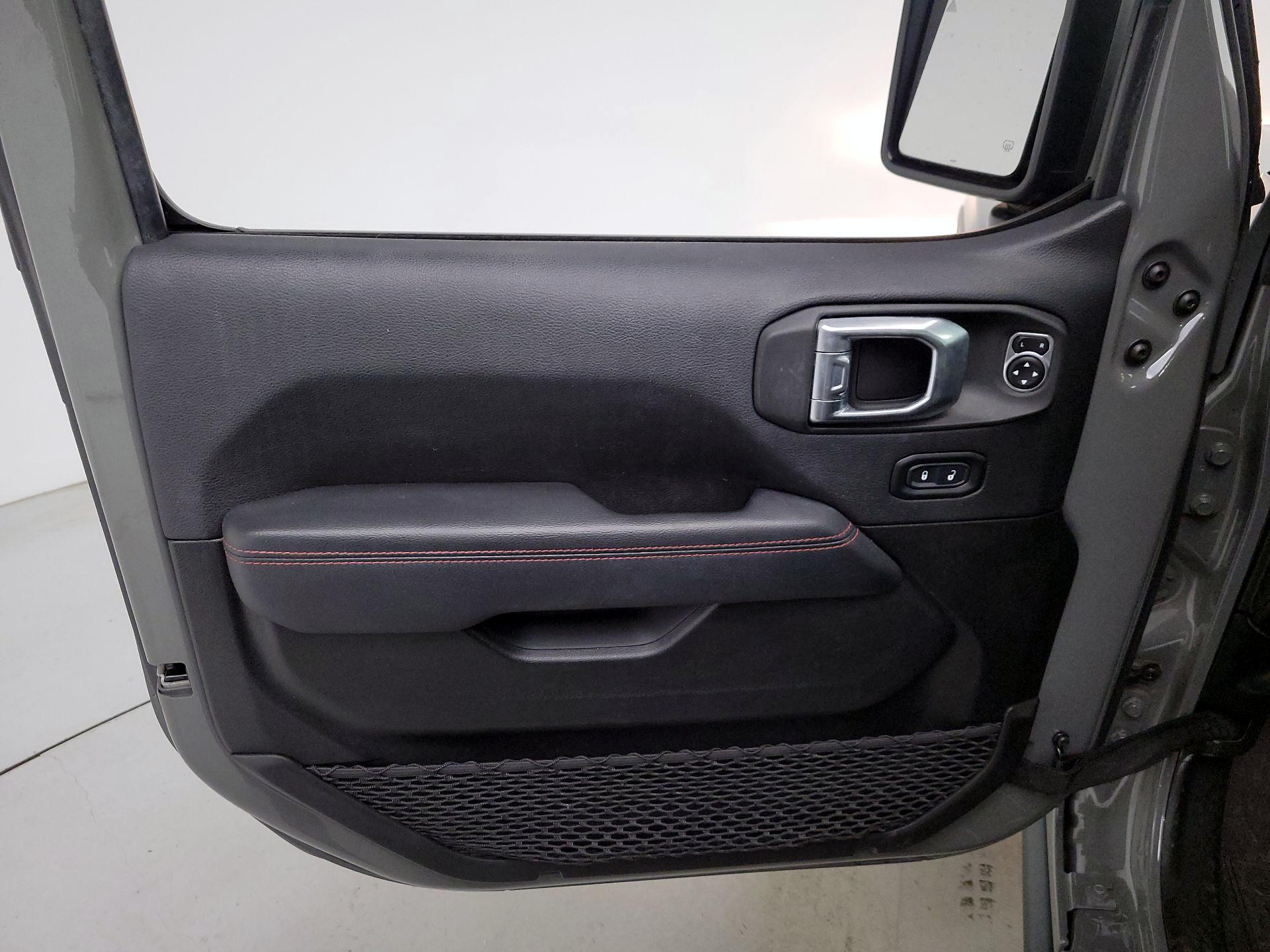 Thumbnail: 2022 Jeep Wrangler - 12