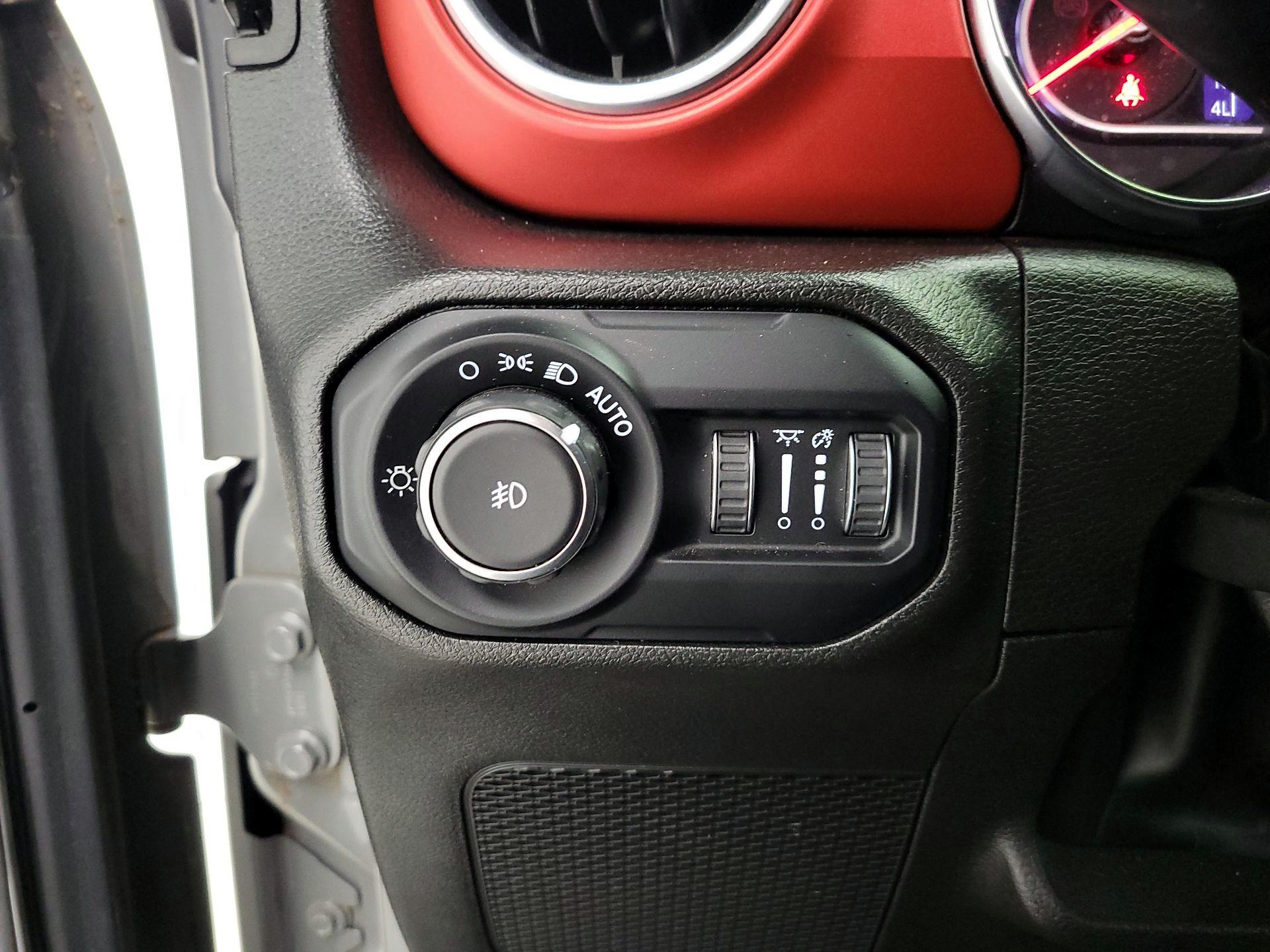 Thumbnail: 2022 Jeep Wrangler - 13