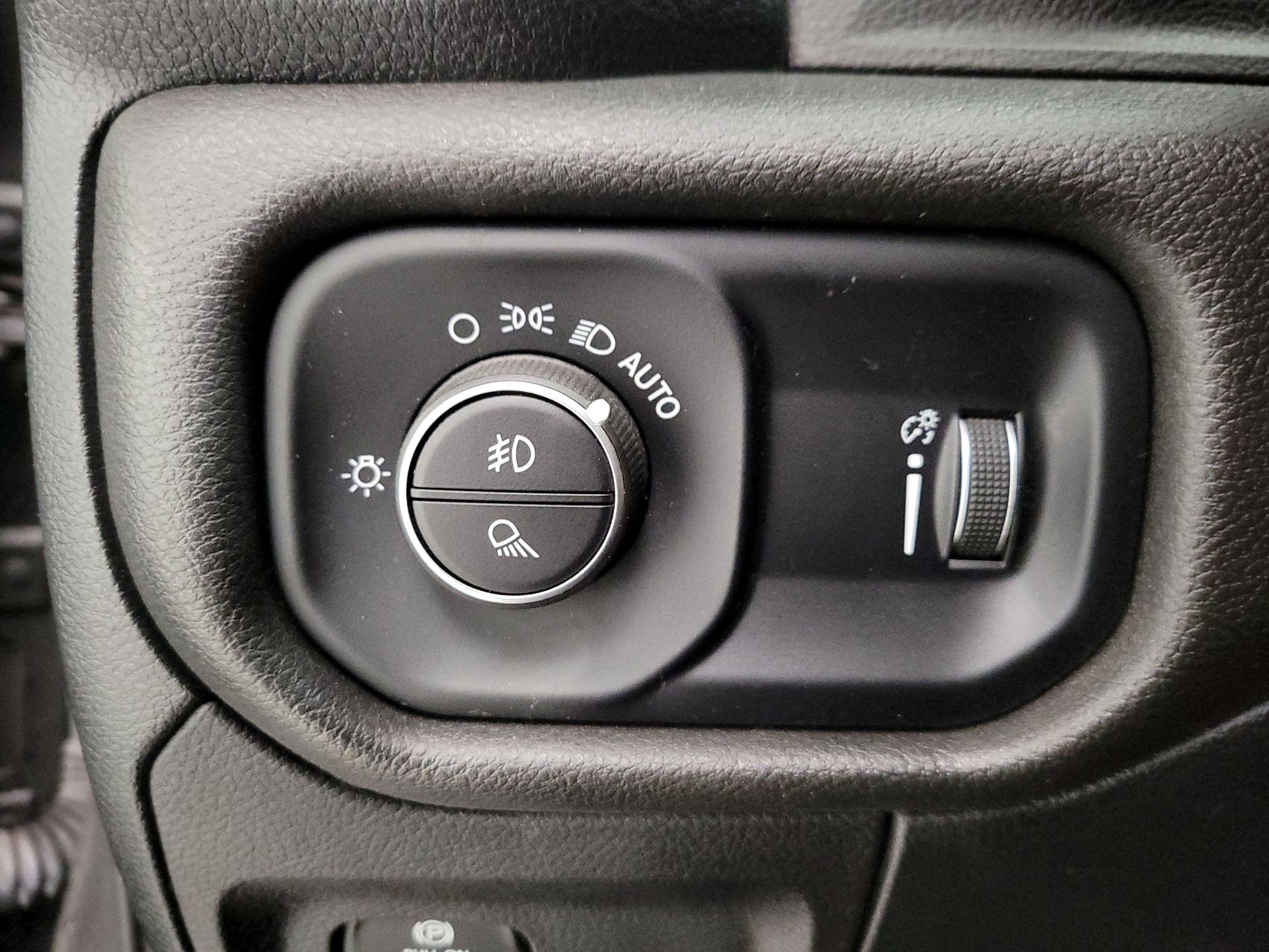 Thumbnail: 2022 RAM 1500 - 13