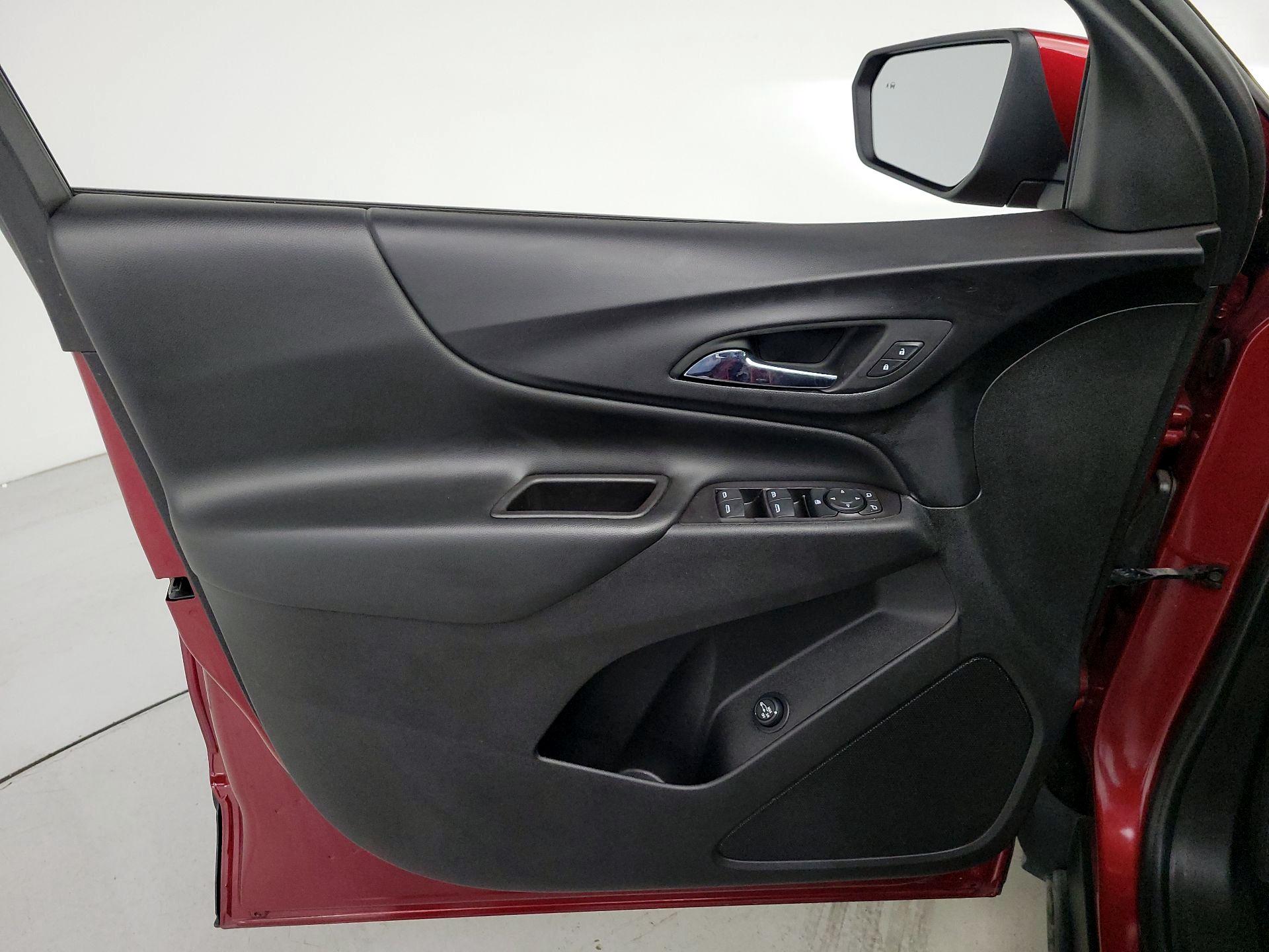 Thumbnail: 2020 Chevrolet Equinox - 12